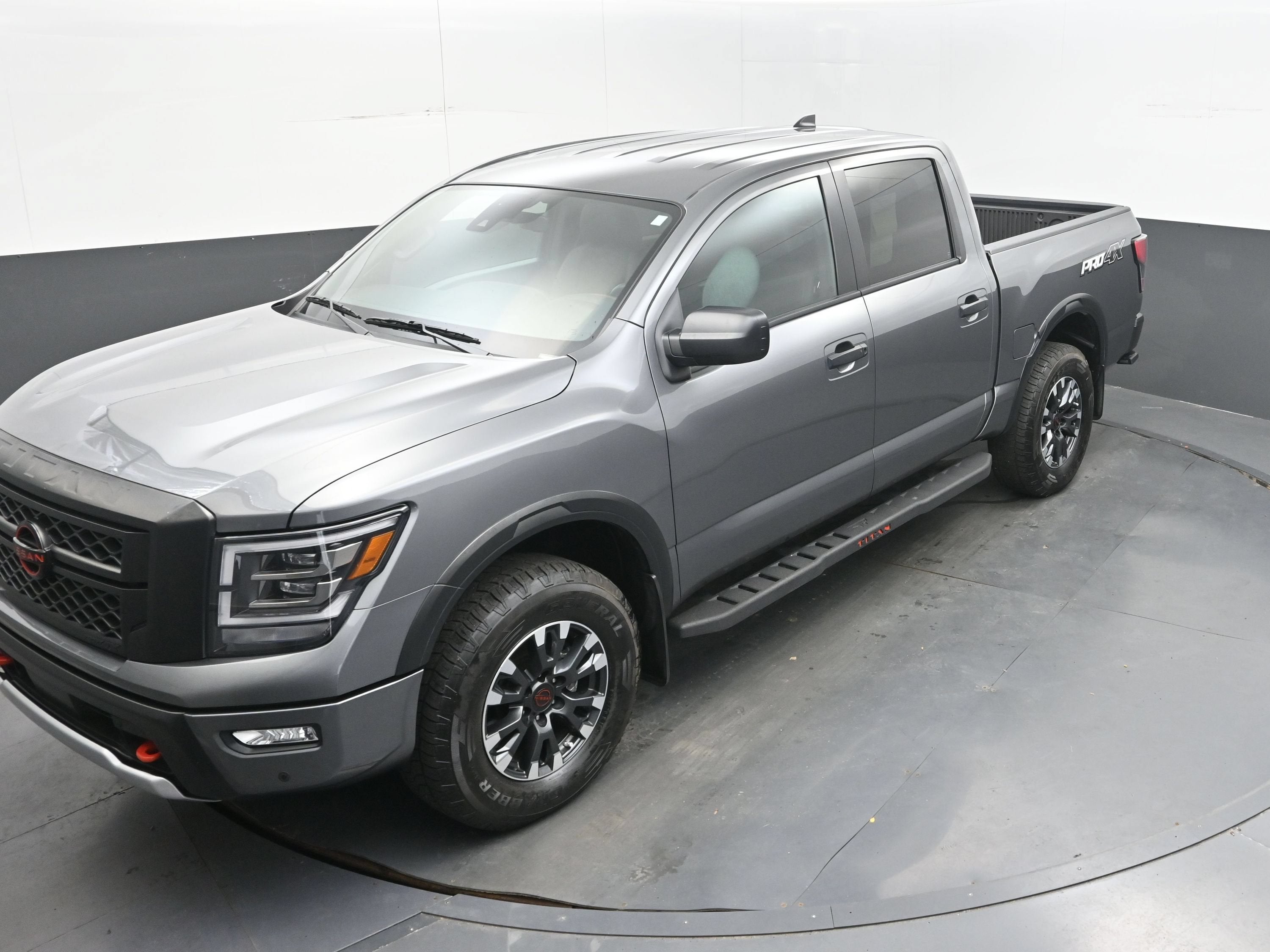 2024 Nissan Titan PRO-4X