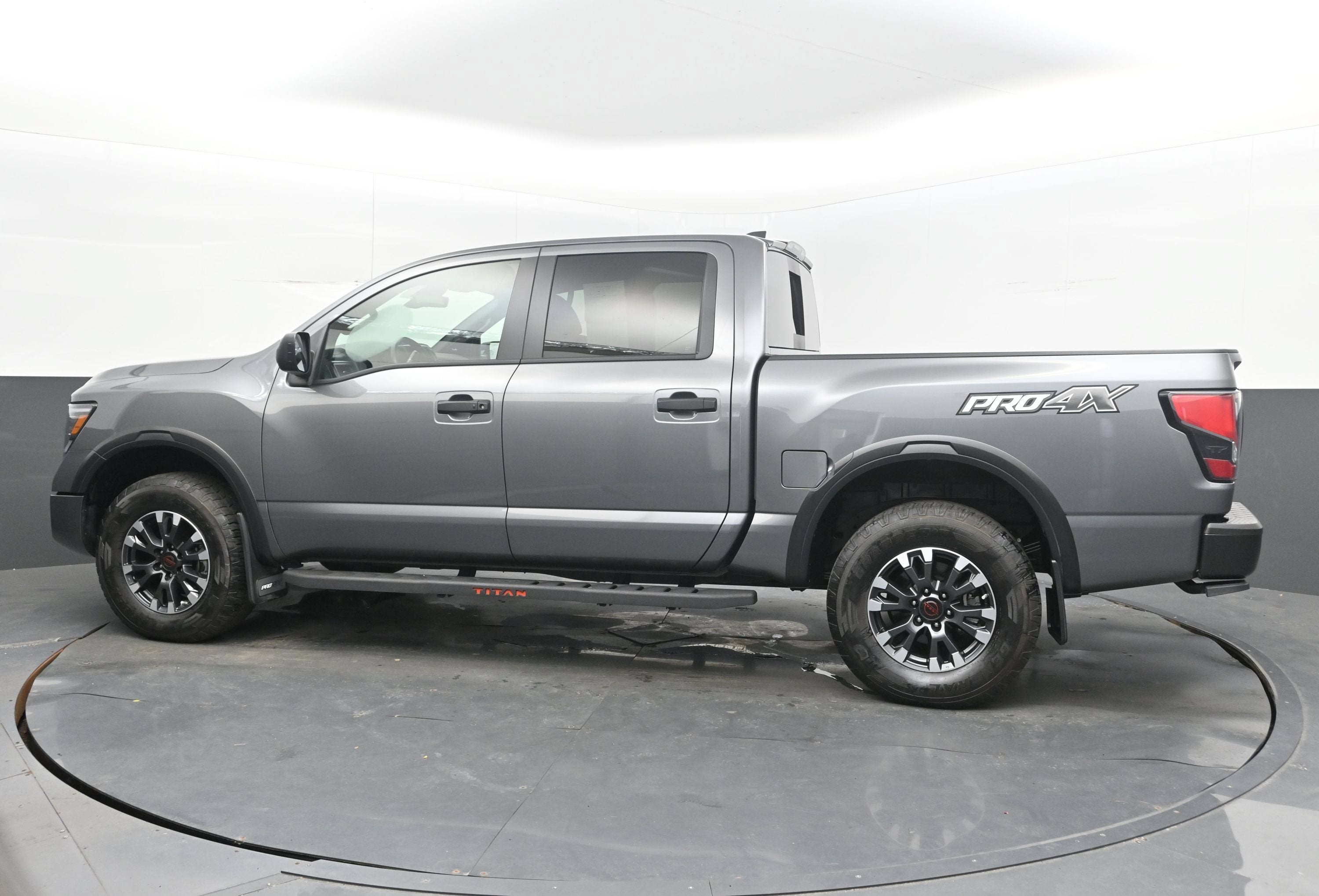 2024 Nissan Titan PRO-4X