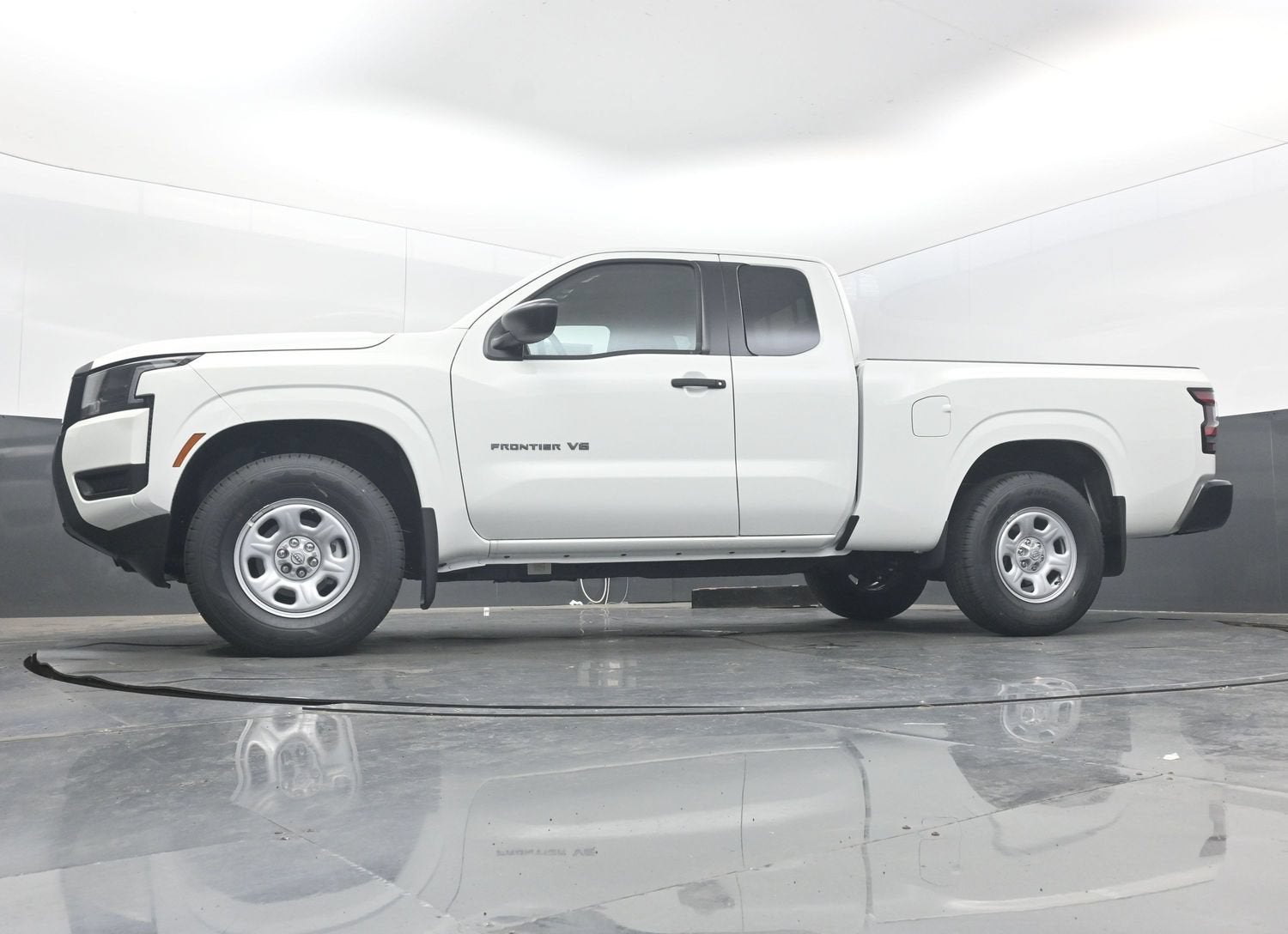 2027 Nissan FRONTIER S