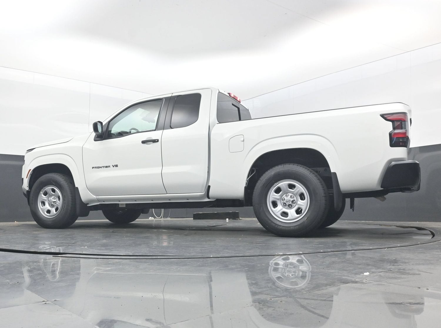 2027 Nissan FRONTIER S