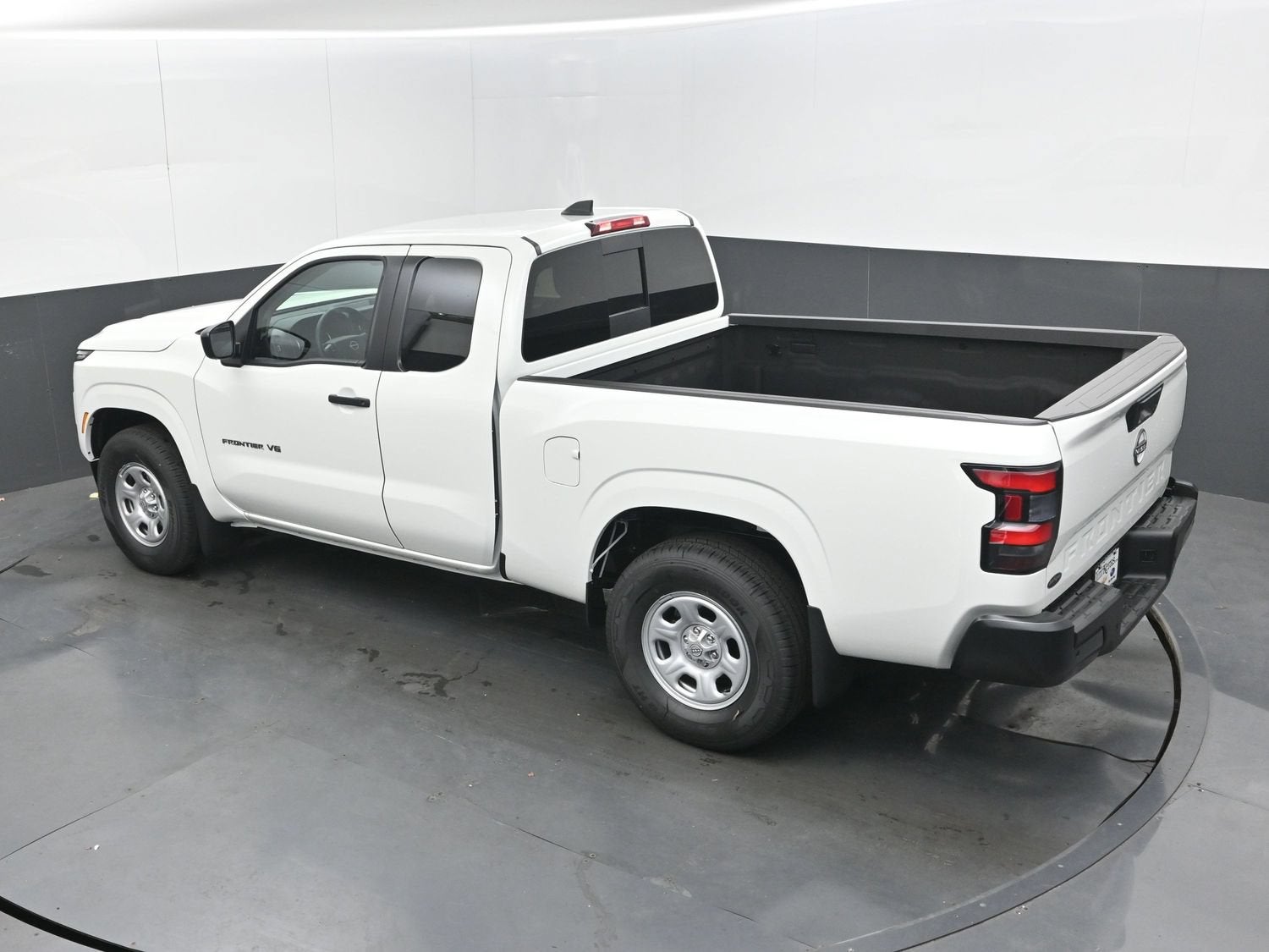 2027 Nissan FRONTIER S