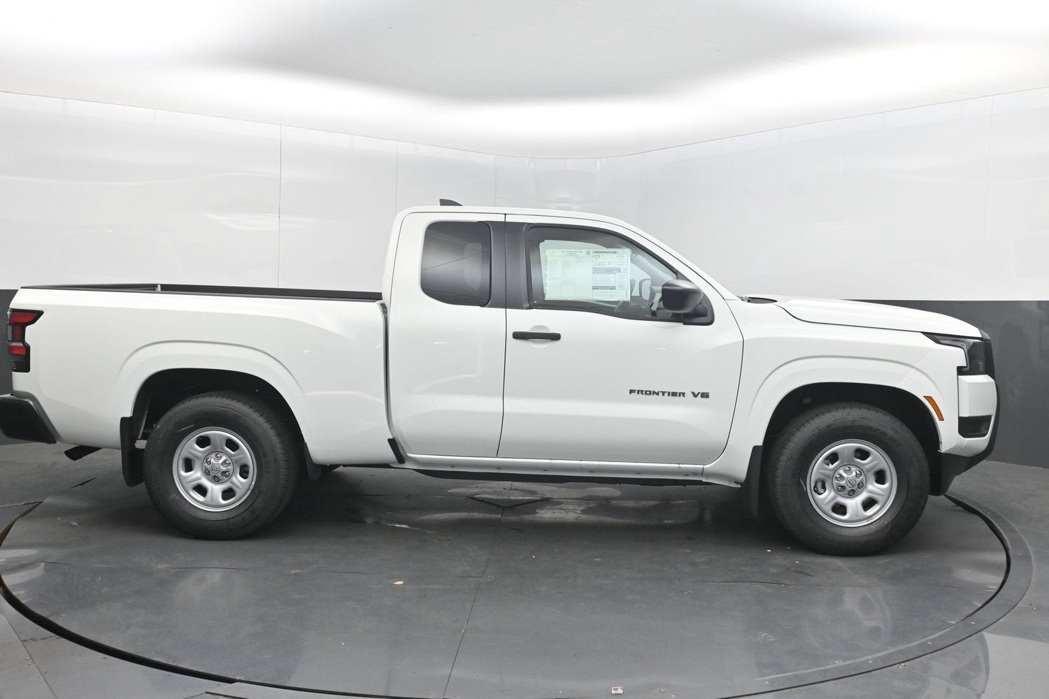 2027 Nissan FRONTIER S