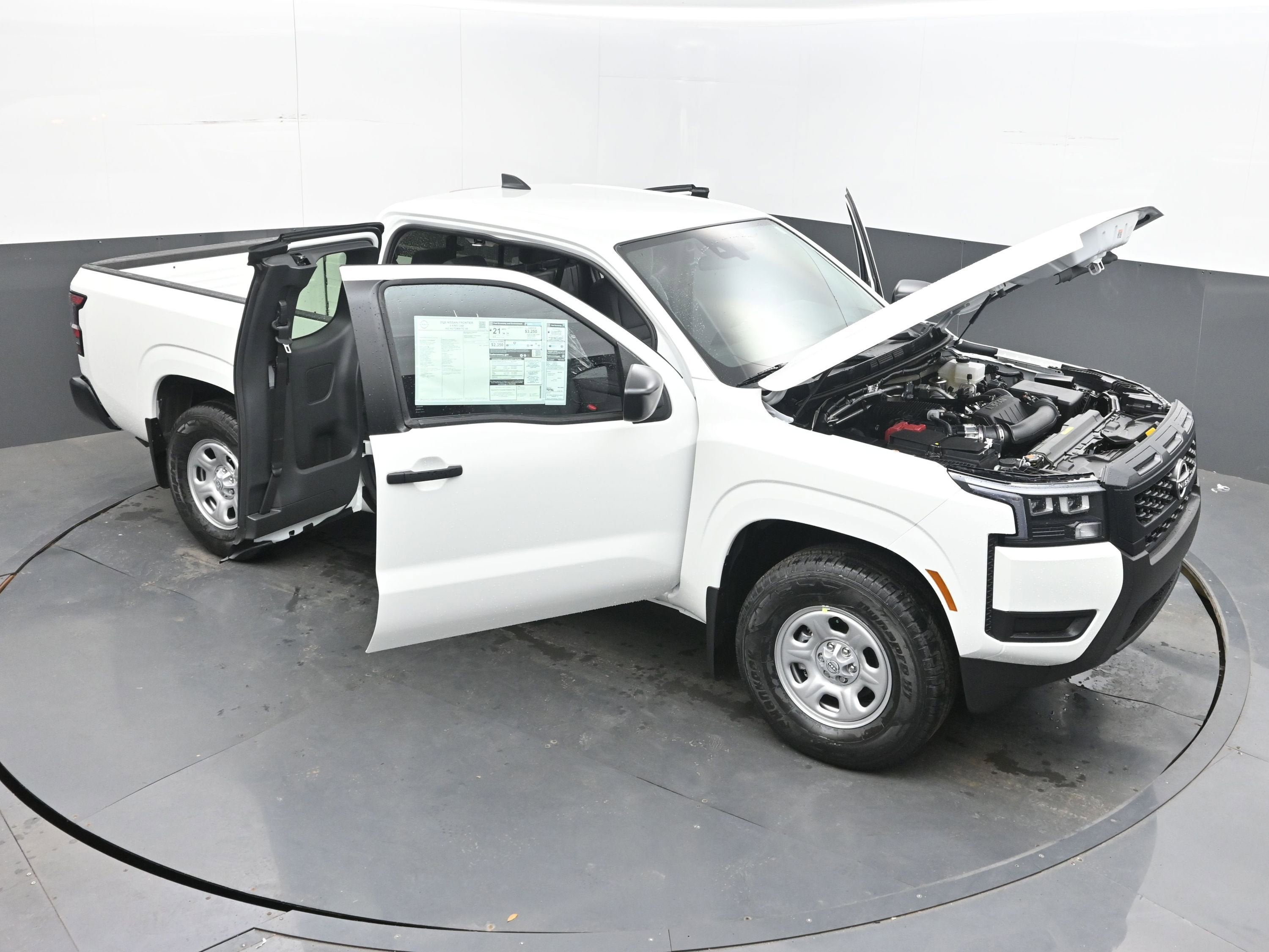 2026 Nissan FRONTIER S