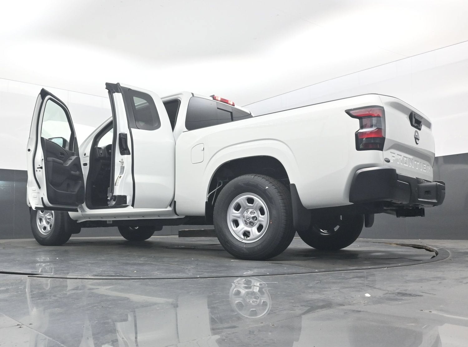 2027 Nissan FRONTIER S