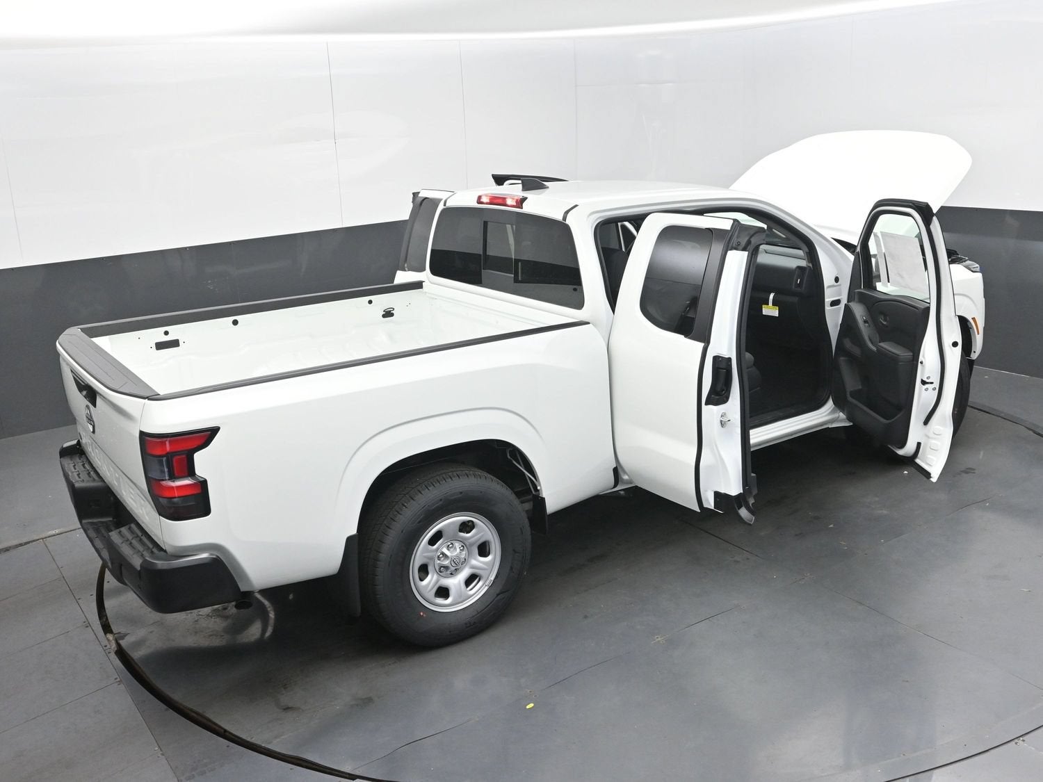 2027 Nissan FRONTIER S