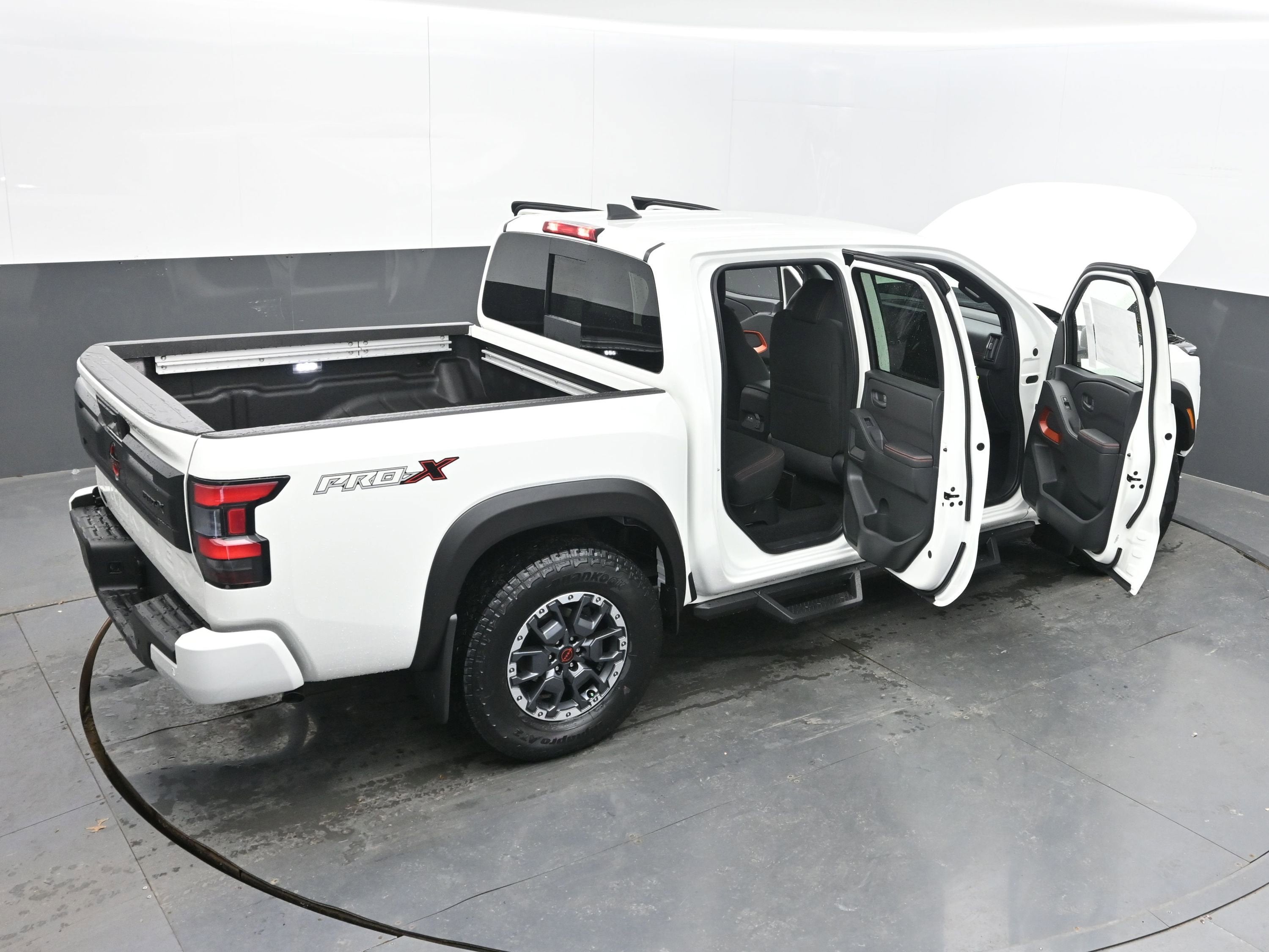 2026 Nissan FRONTIER PRO-X