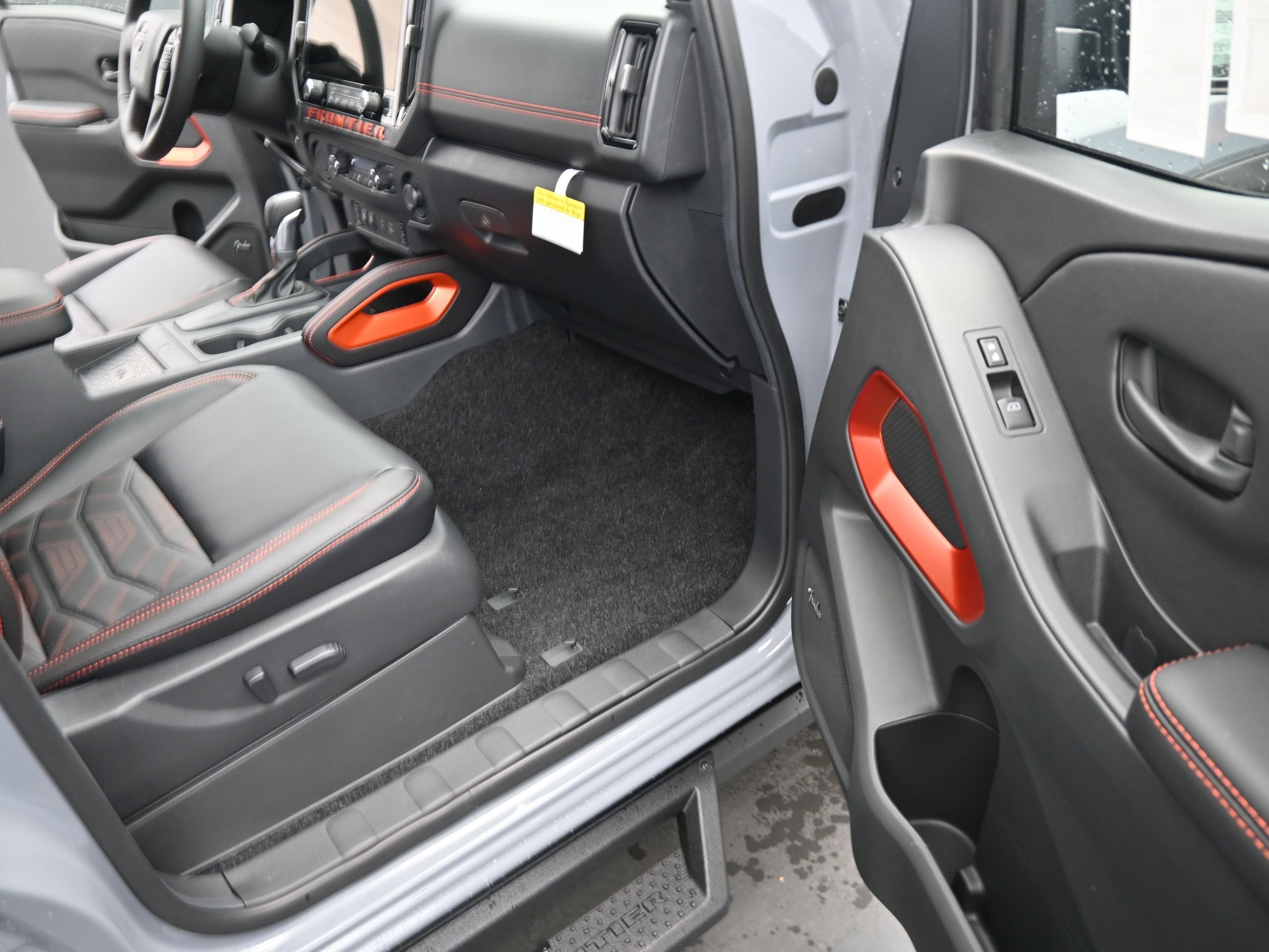 2026 Nissan FRONTIER PRO-X