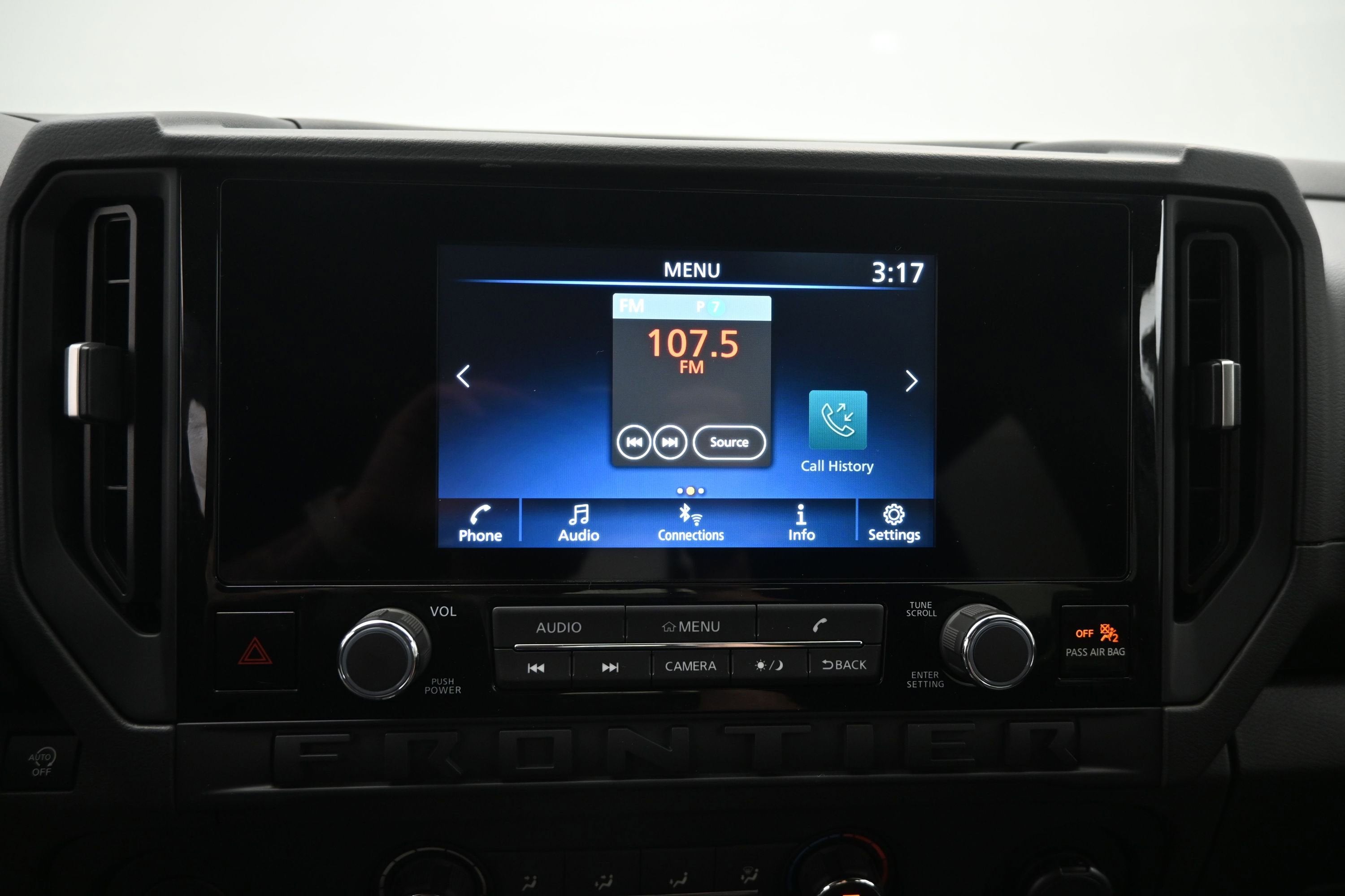 2026 Nissan FRONTIER S
