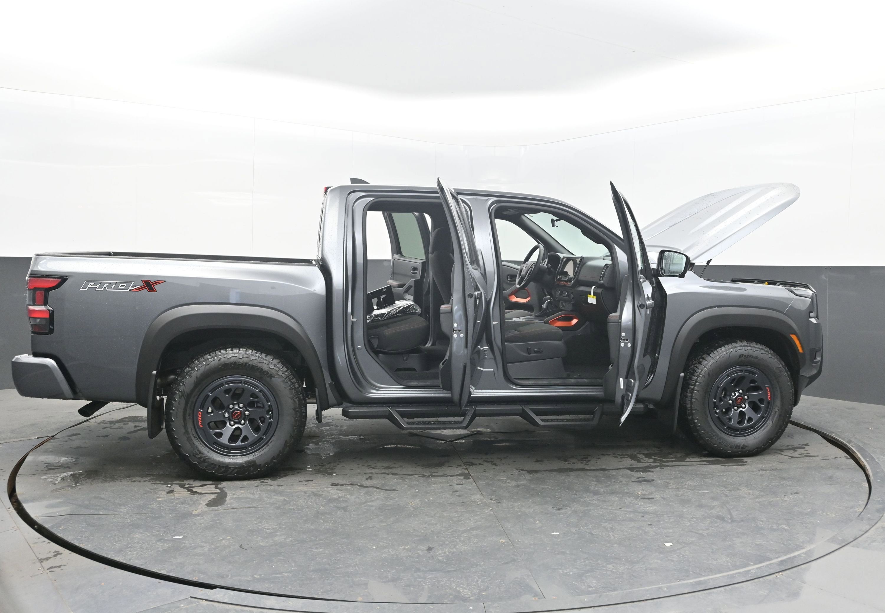 2026 Nissan FRONTIER PRO-X