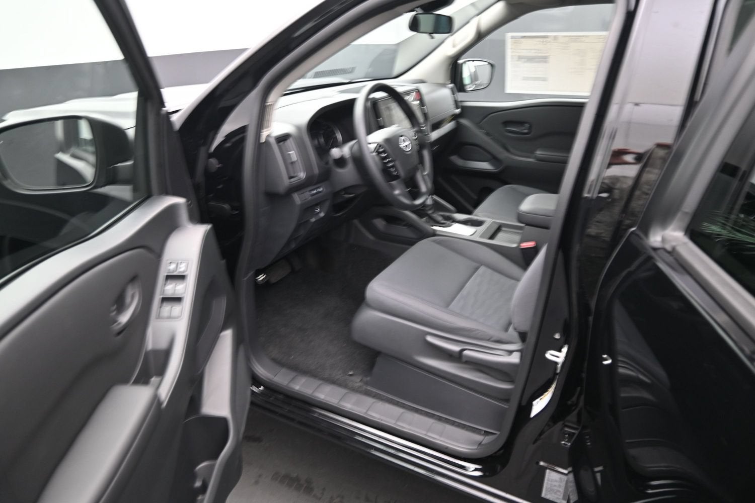 2027 Nissan FRONTIER S