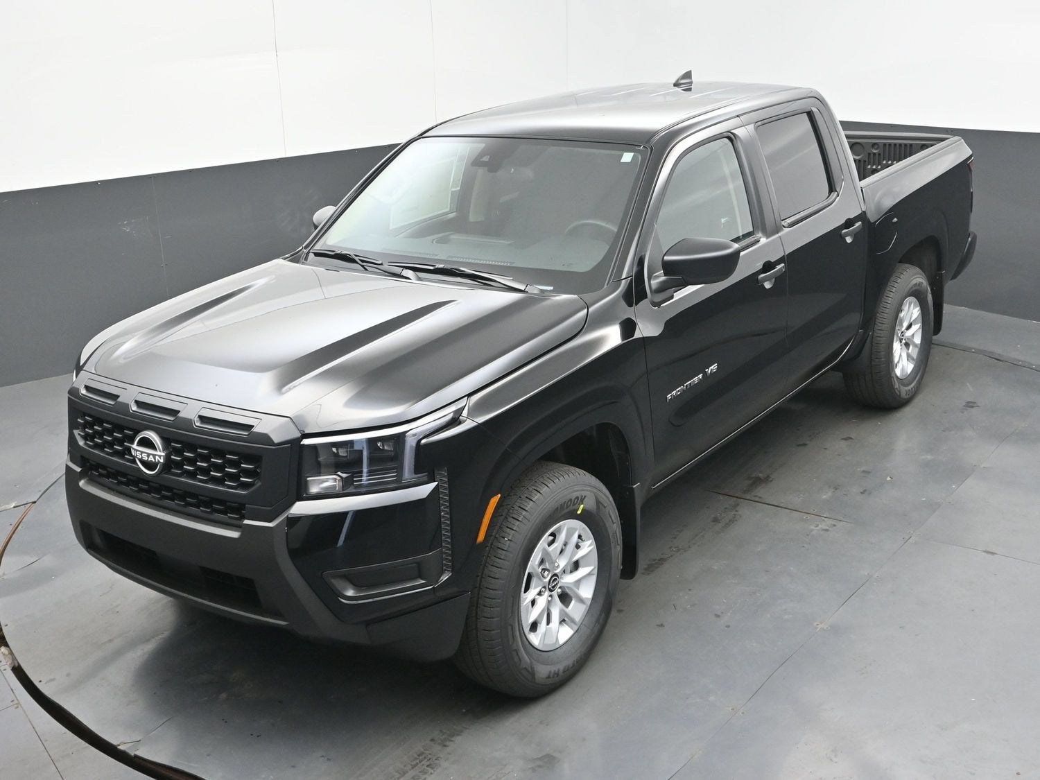 2027 Nissan FRONTIER S