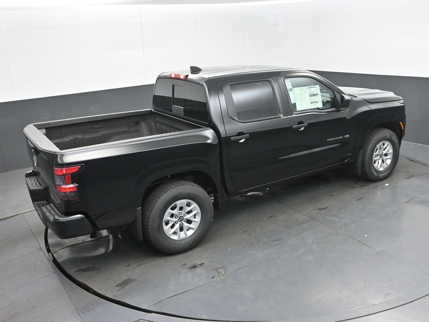 2027 Nissan FRONTIER S