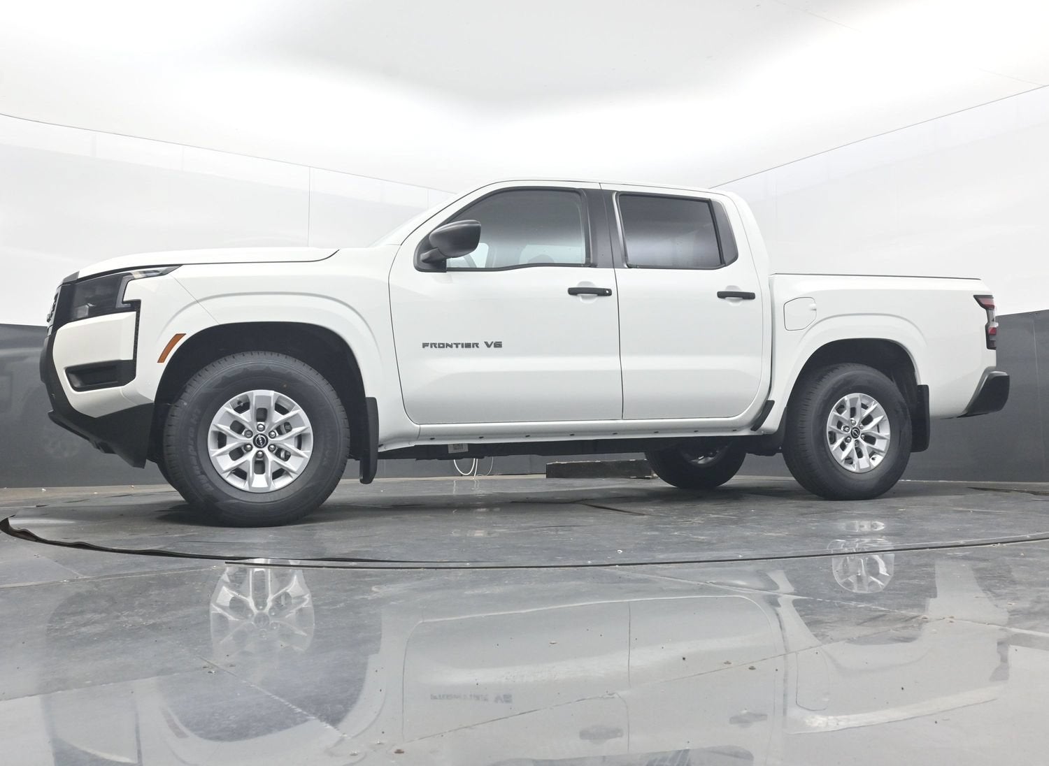 2027 Nissan FRONTIER S