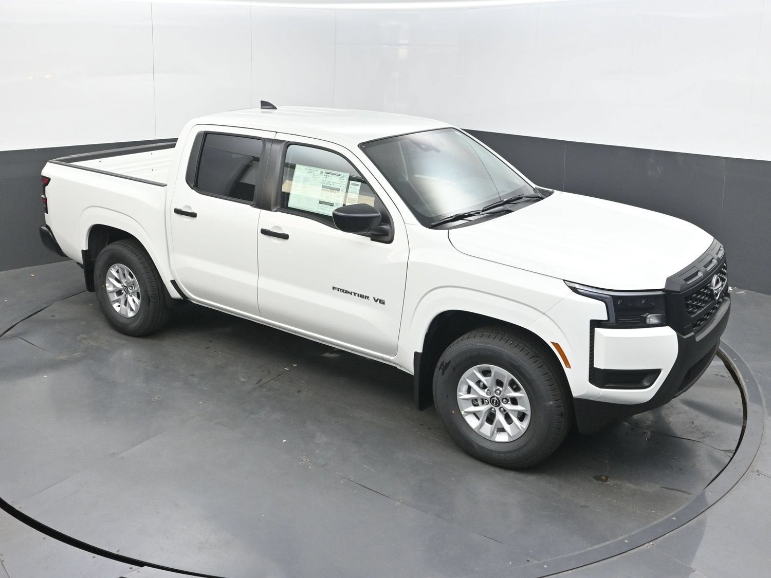 2027 Nissan FRONTIER S