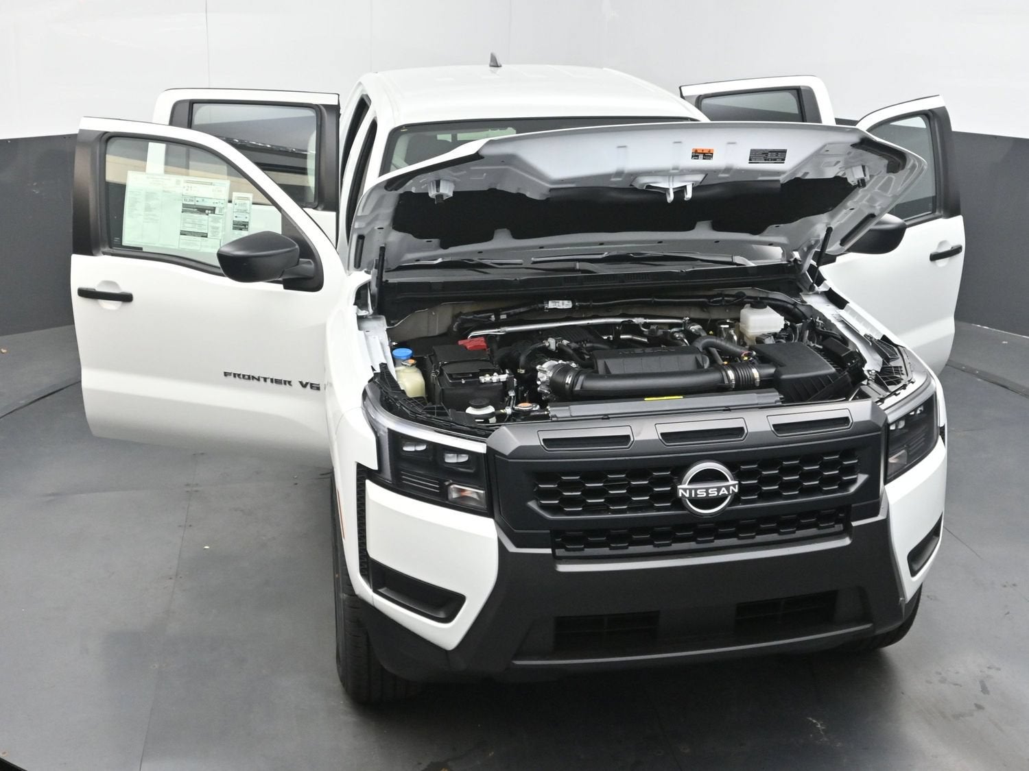2027 Nissan FRONTIER S