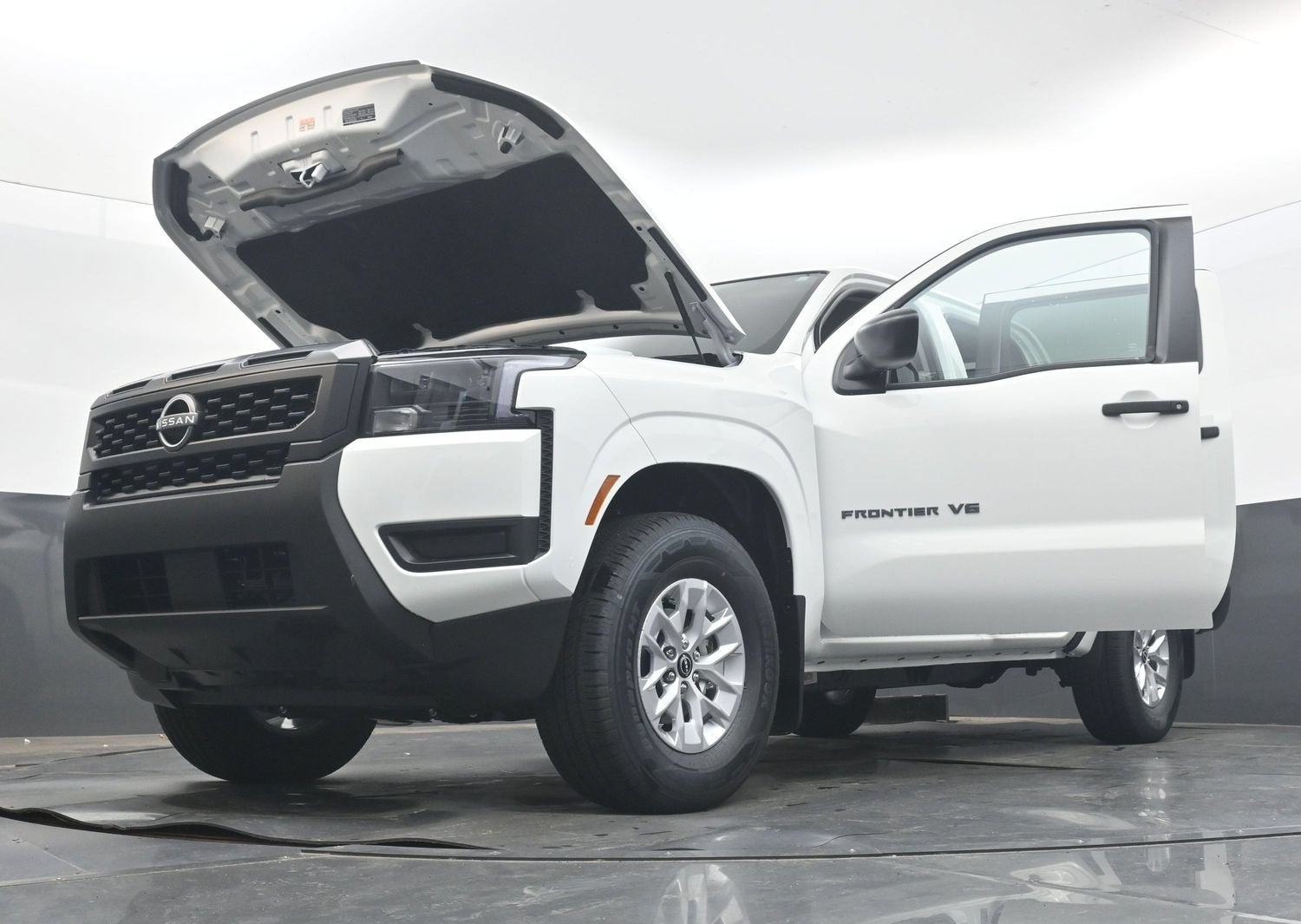 2027 Nissan FRONTIER S