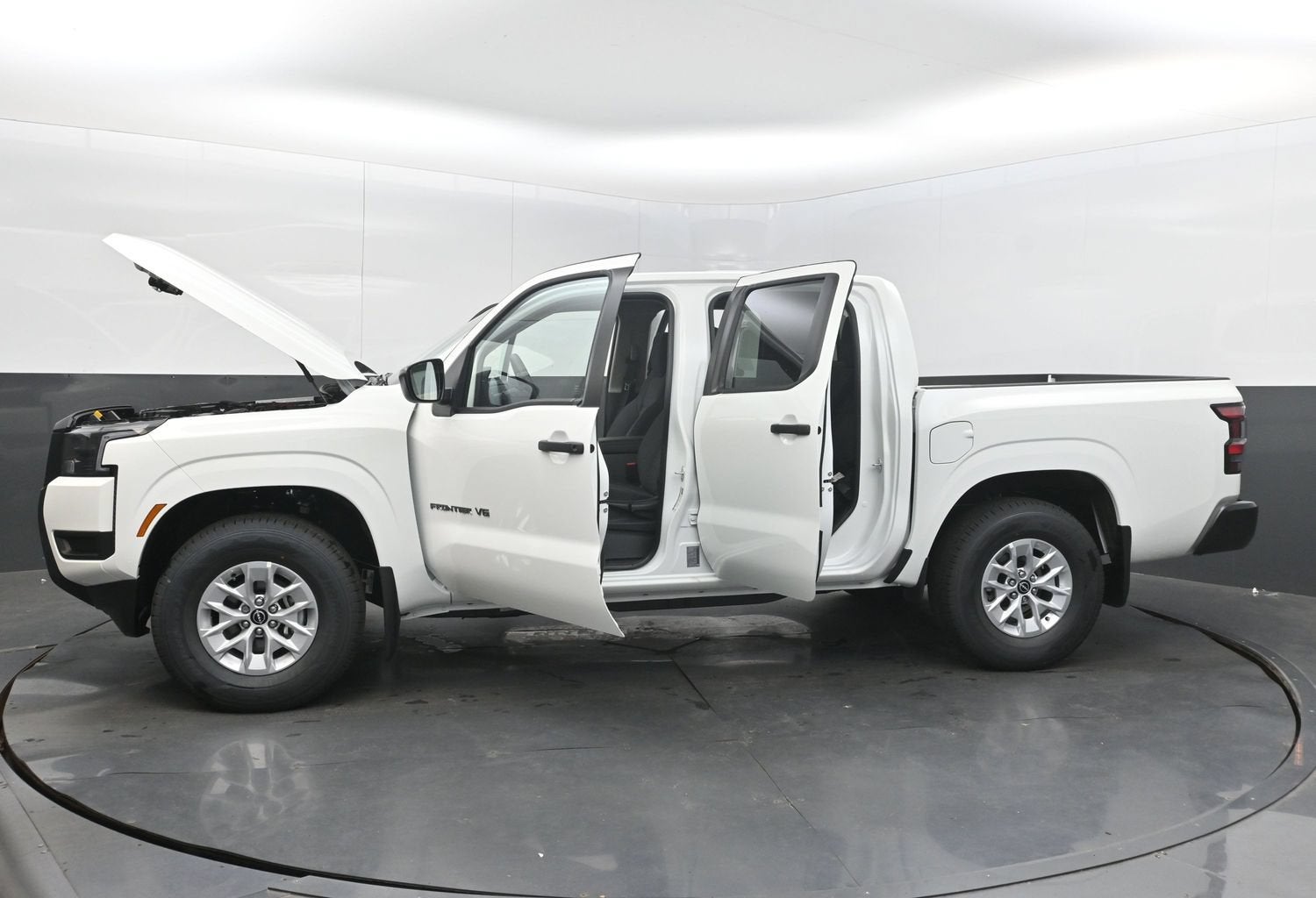 2027 Nissan FRONTIER S