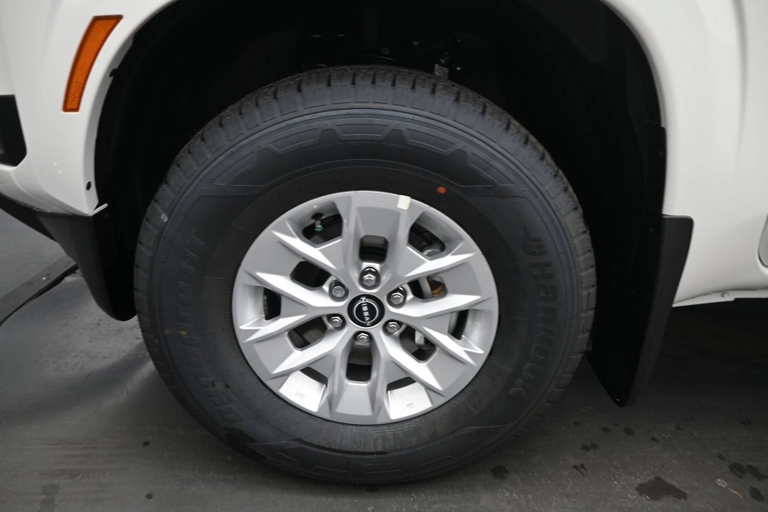 2027 Nissan FRONTIER S