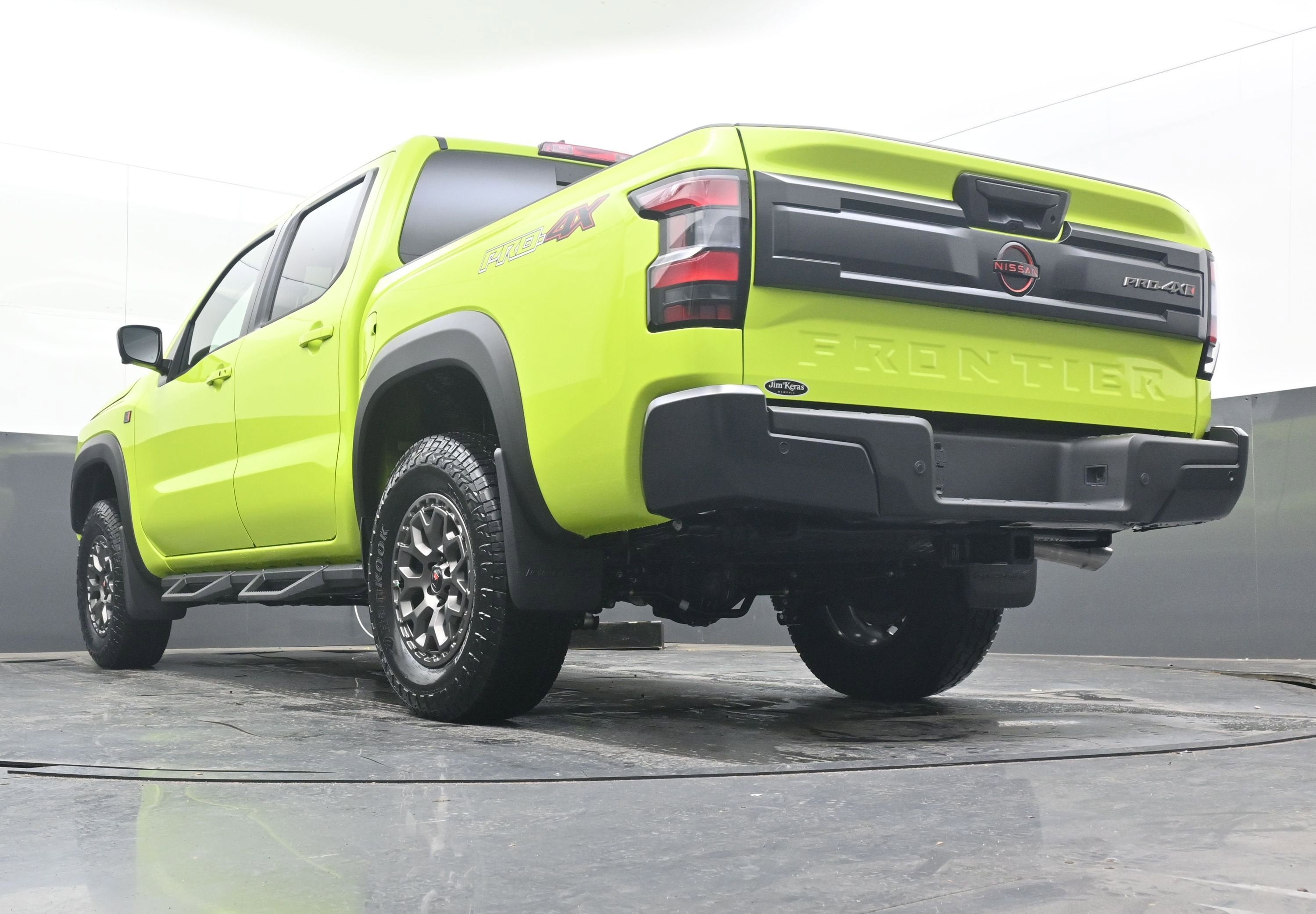 2026 Nissan FRONTIER PRO-4X w/R Package