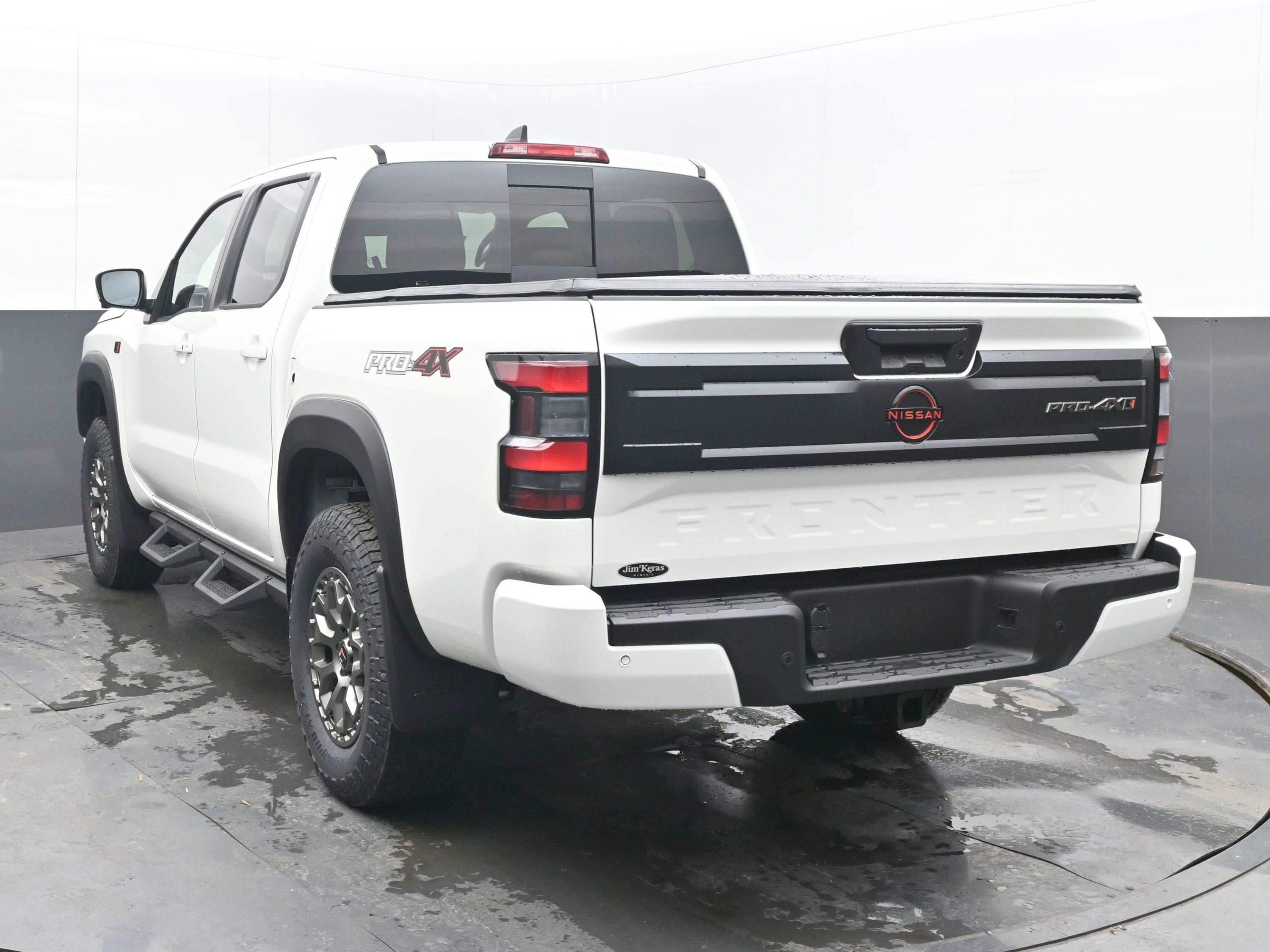 2026 Nissan FRONTIER PRO-4X w/R Package