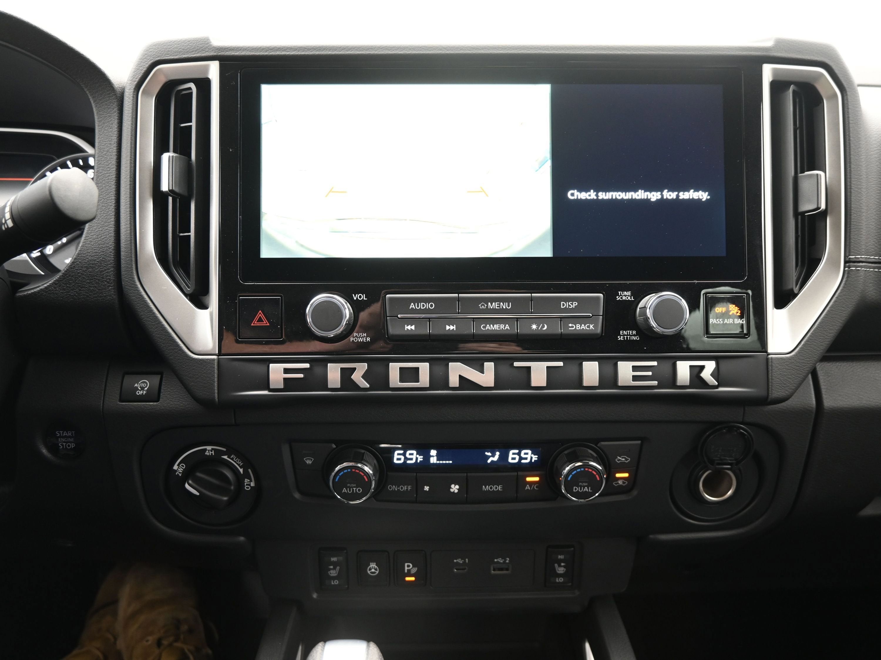2026 Nissan FRONTIER SV