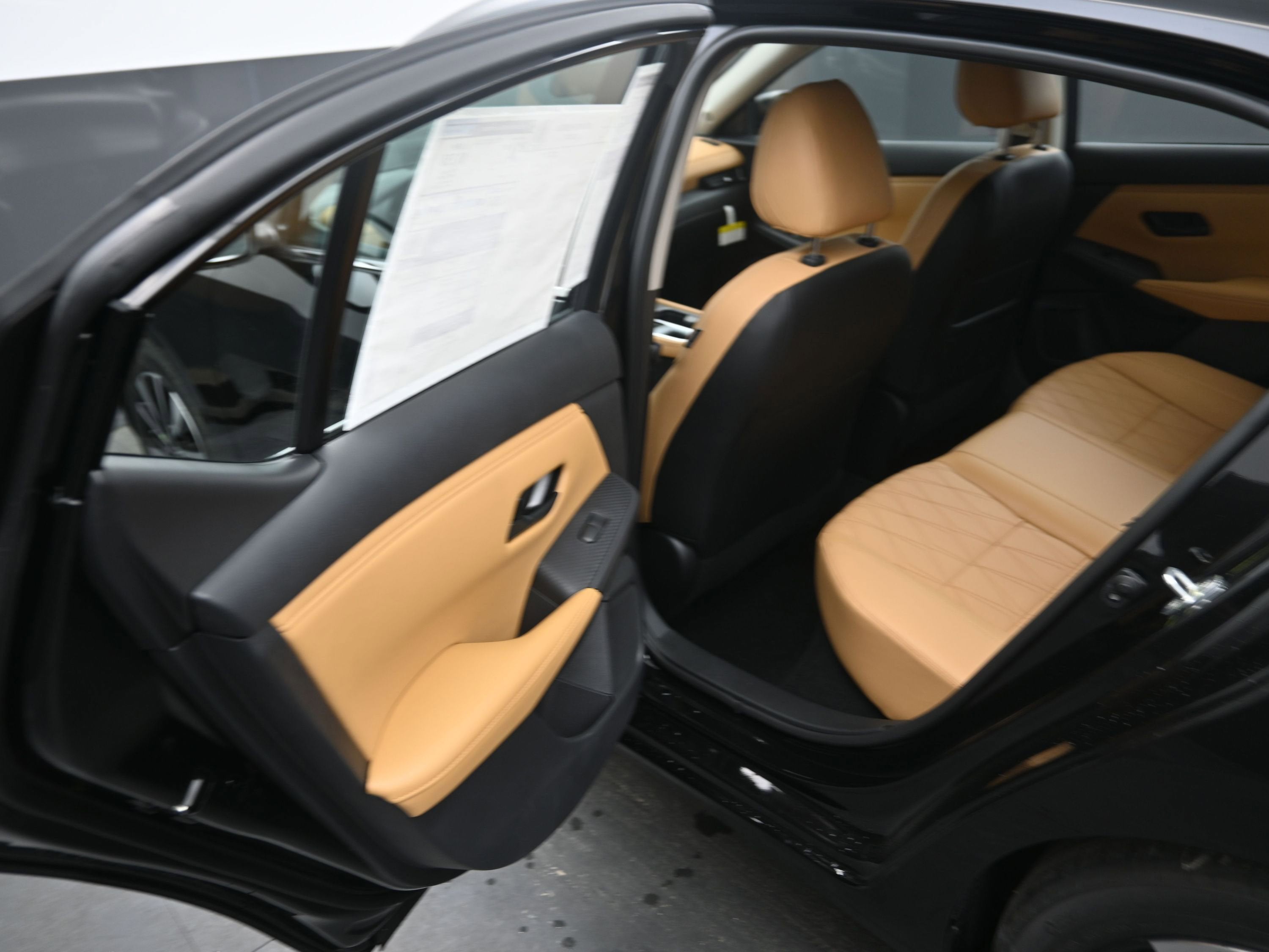 2025 Nissan SENTRA SV PREMIUM