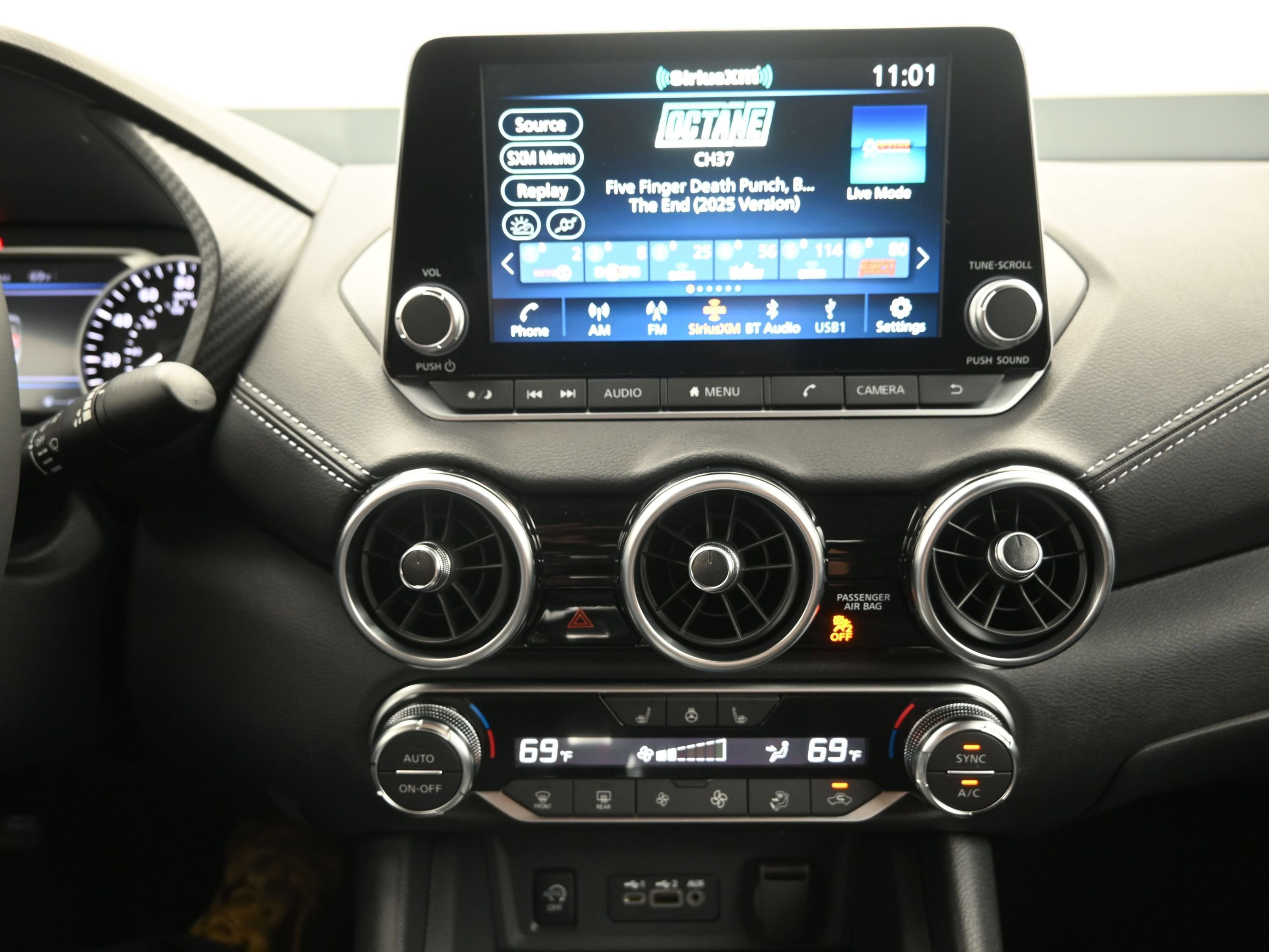 2025 Nissan SENTRA SV