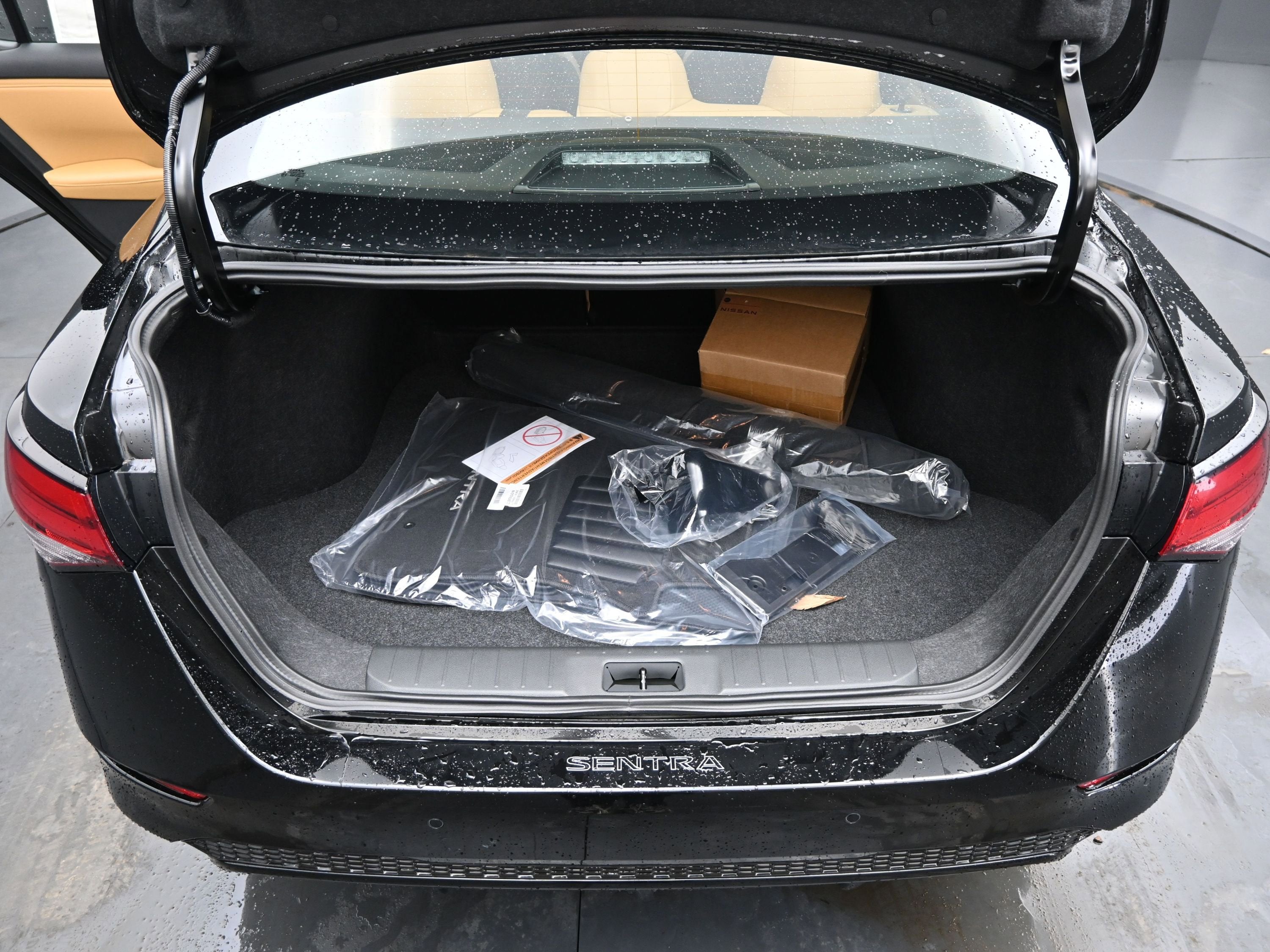 2025 Nissan SENTRA SV PREMIUM