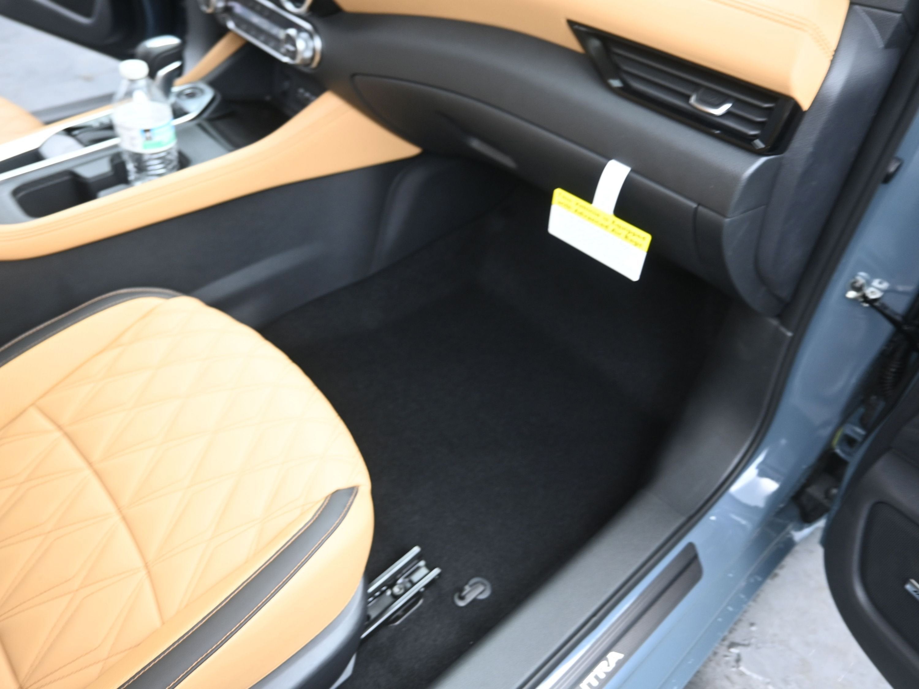 2025 Nissan SENTRA SV PREMIUM