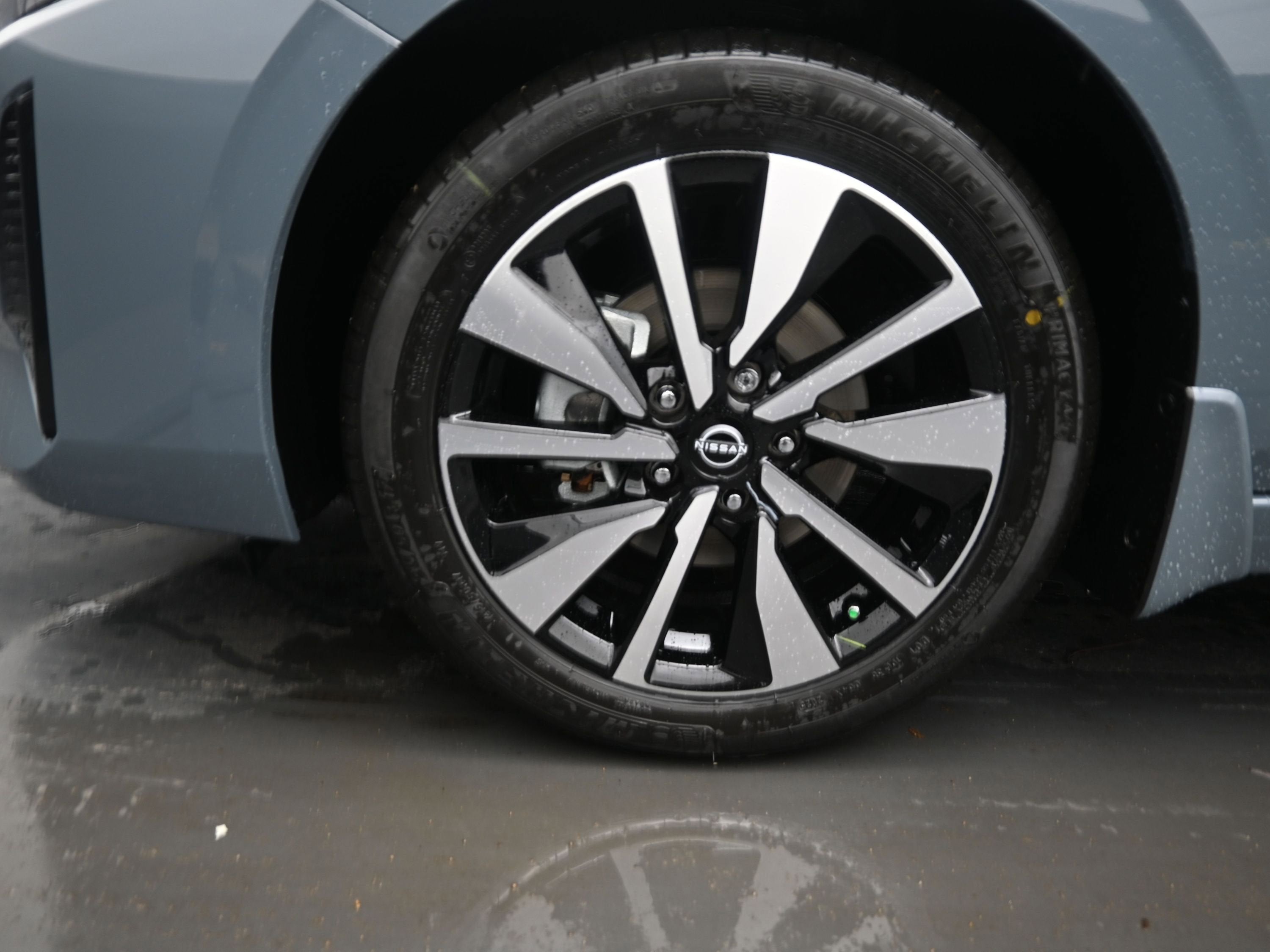 2025 Nissan SENTRA SV PREMIUM