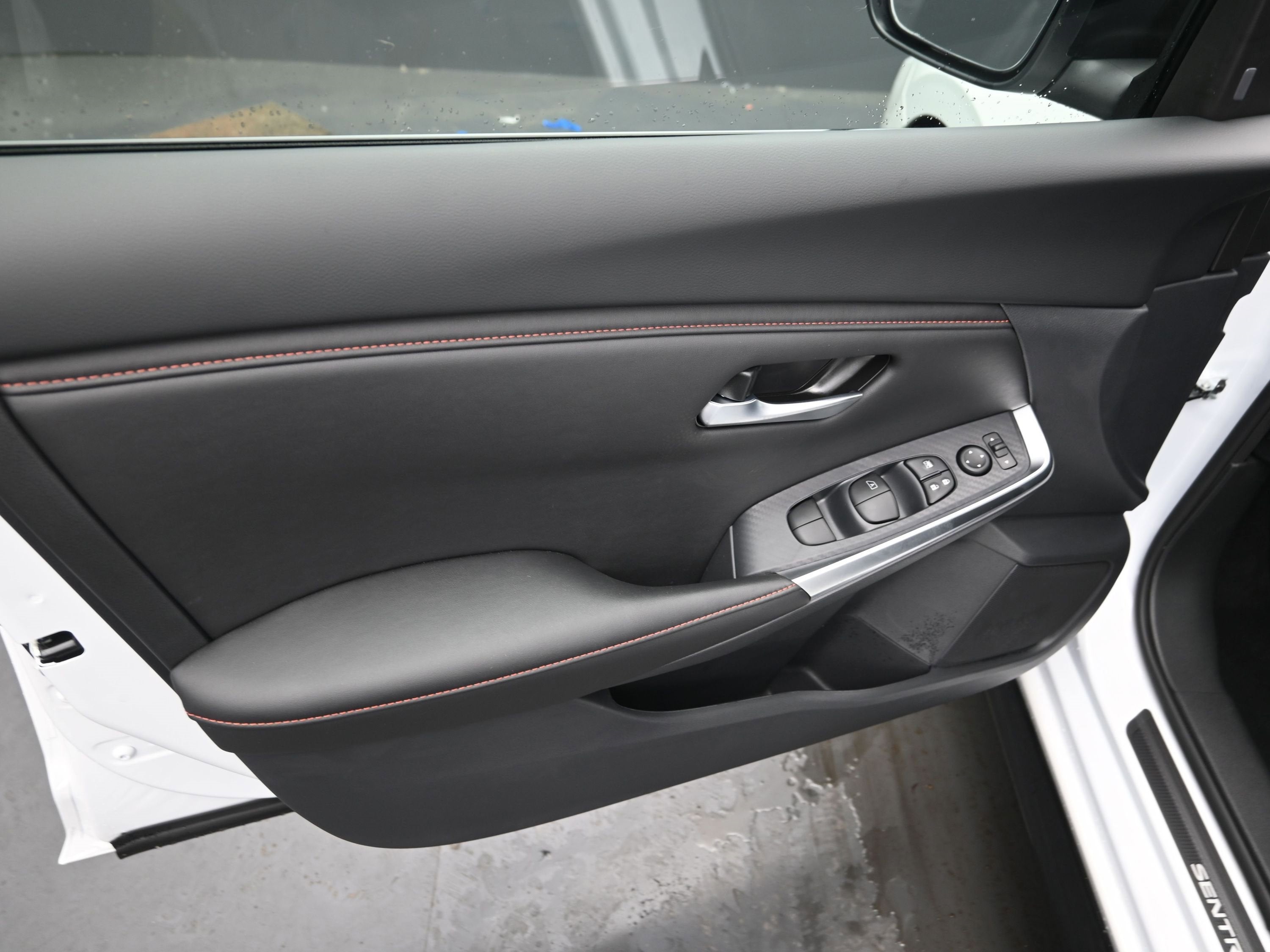 2025 Nissan SENTRA SR MIDNIGHT