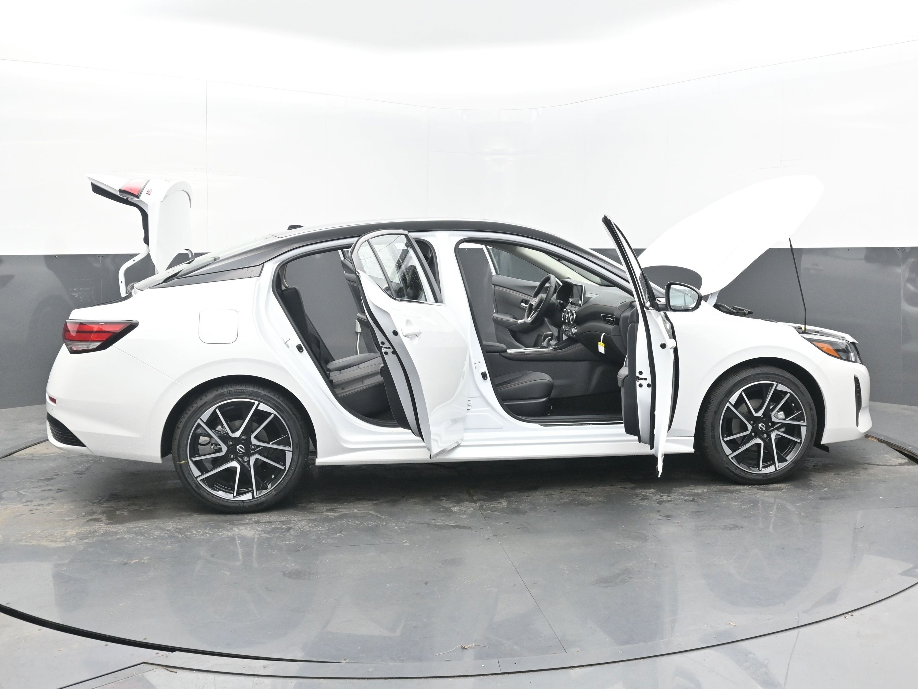 2025 Nissan SENTRA SR PREMIUM