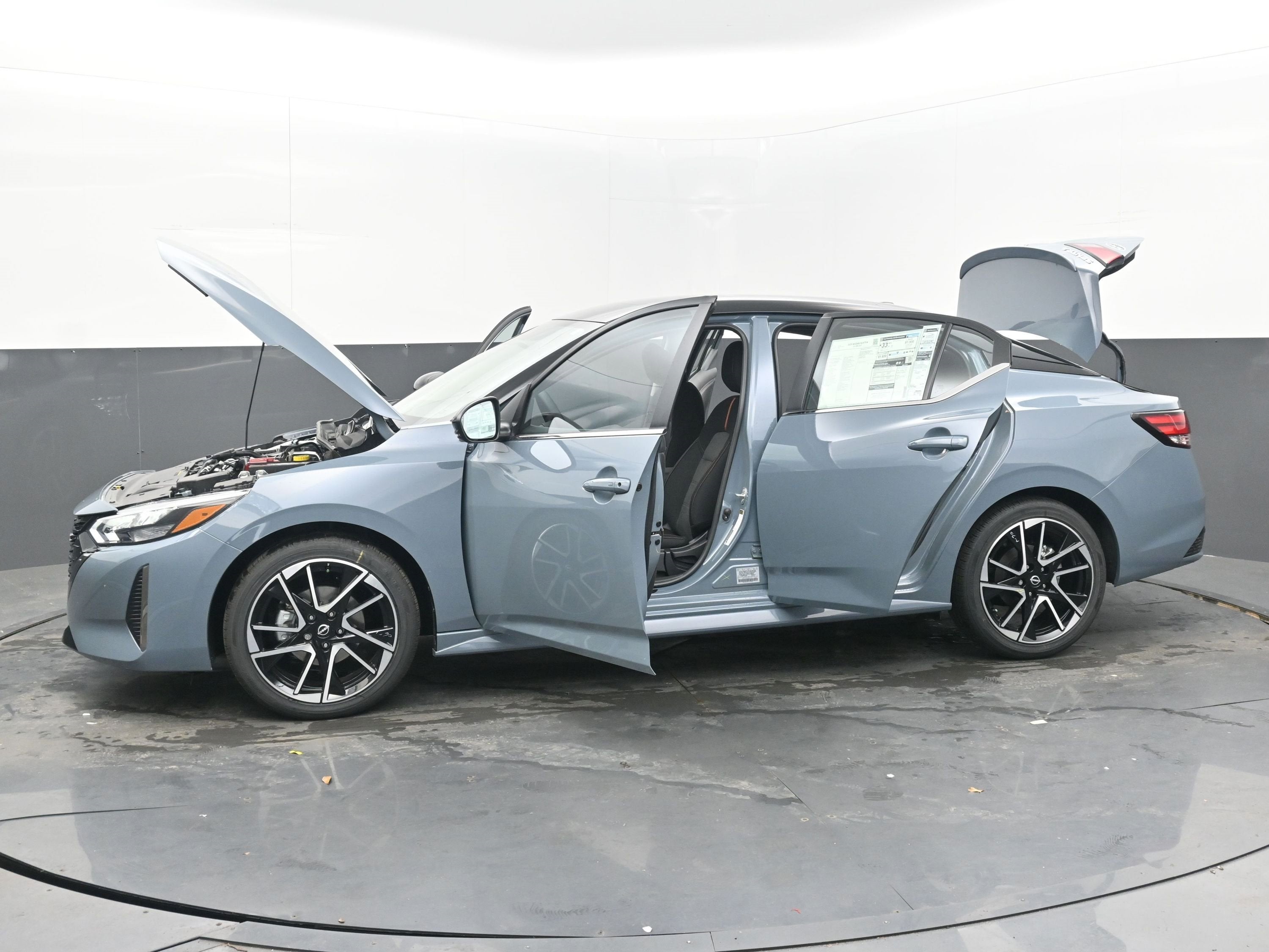 2025 Nissan SENTRA SR