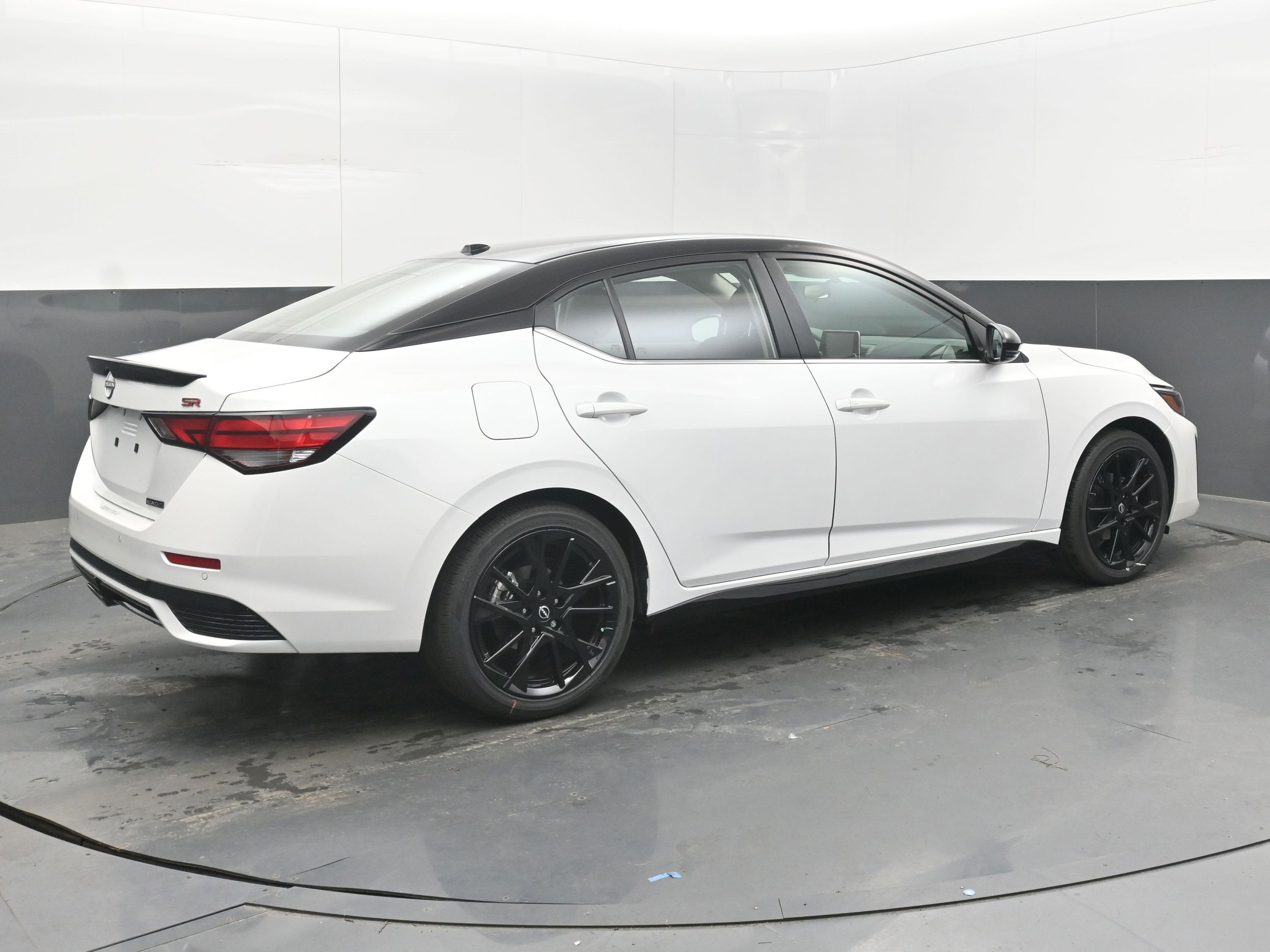 2025 Nissan SENTRA SR MIDNIGHT