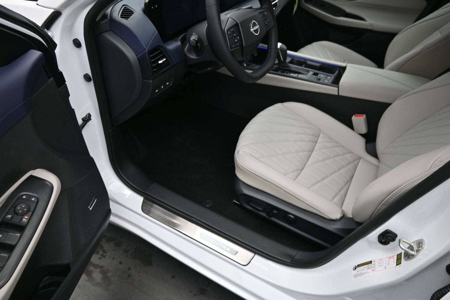 2026 Nissan SENTRA SL