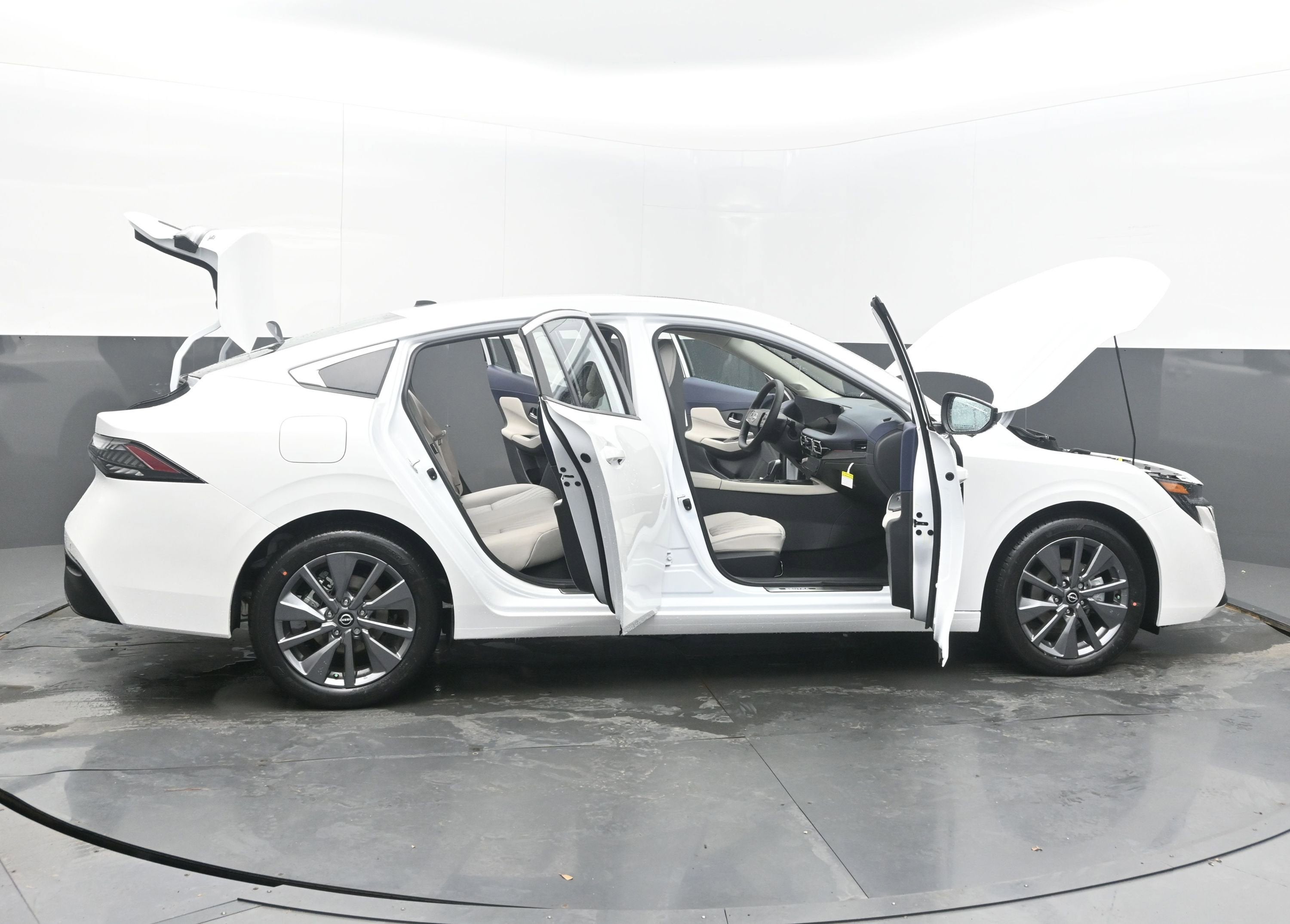 2026 Nissan SENTRA SL