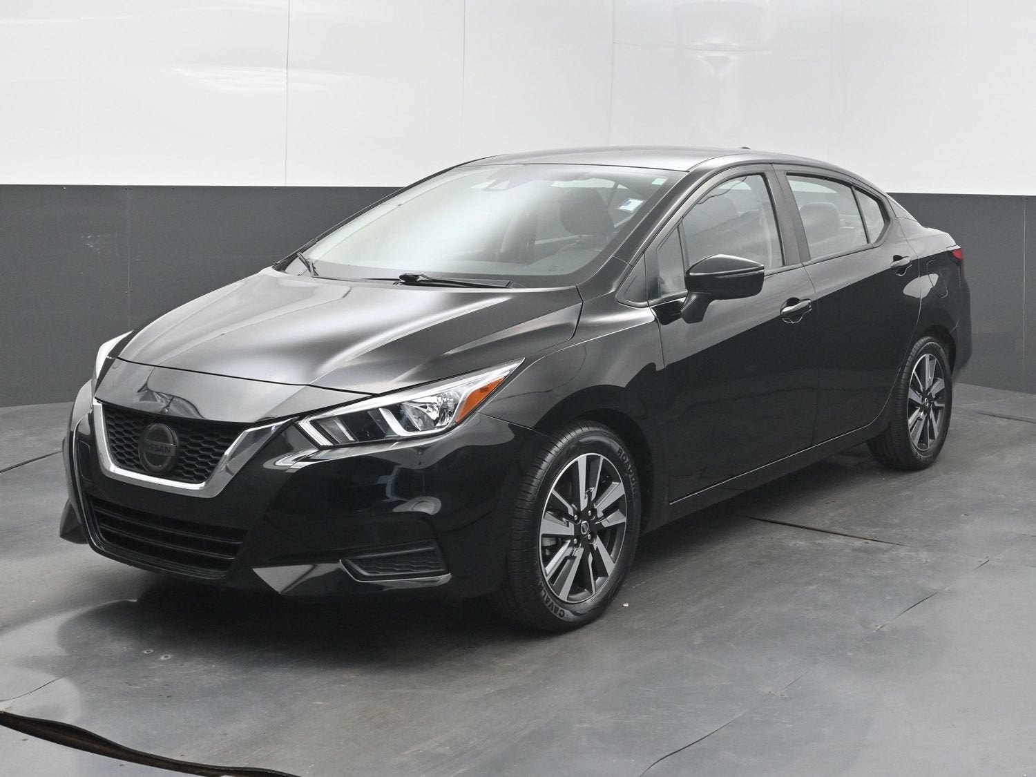 2020 Nissan Versa SV