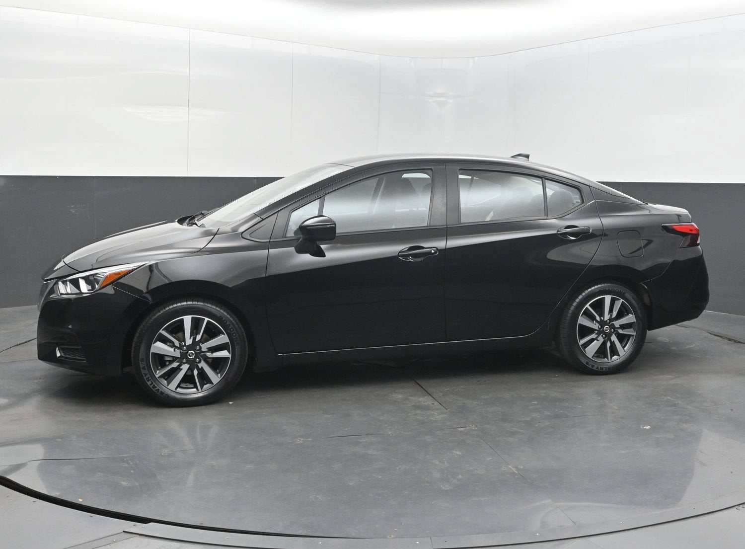 2020 Nissan Versa SV