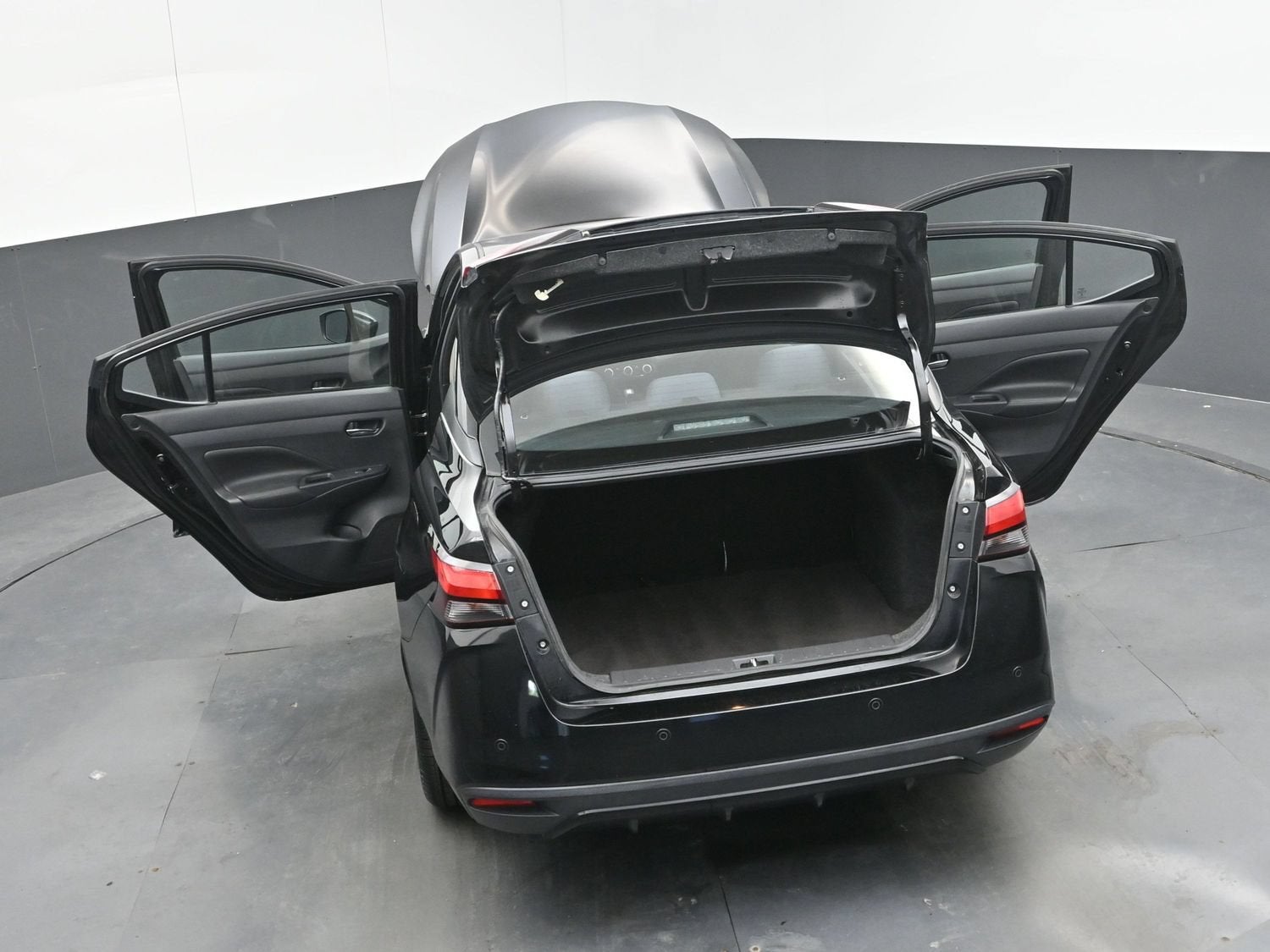2020 Nissan Versa SV