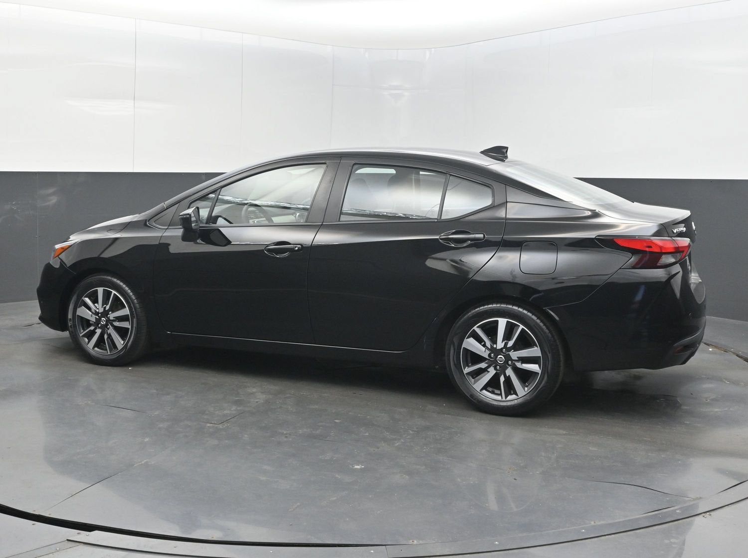 2020 Nissan Versa SV