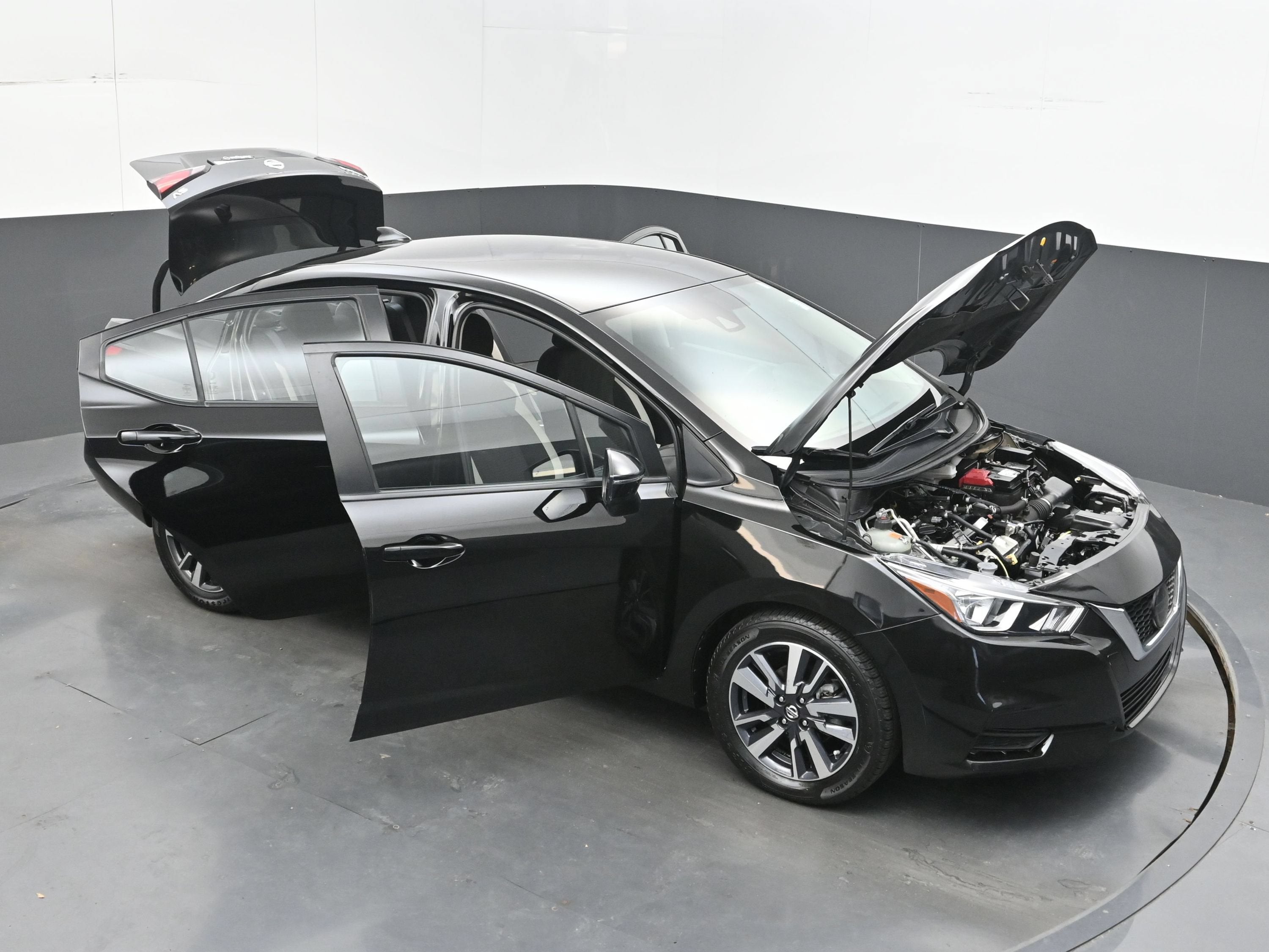 2021 Nissan Versa SV