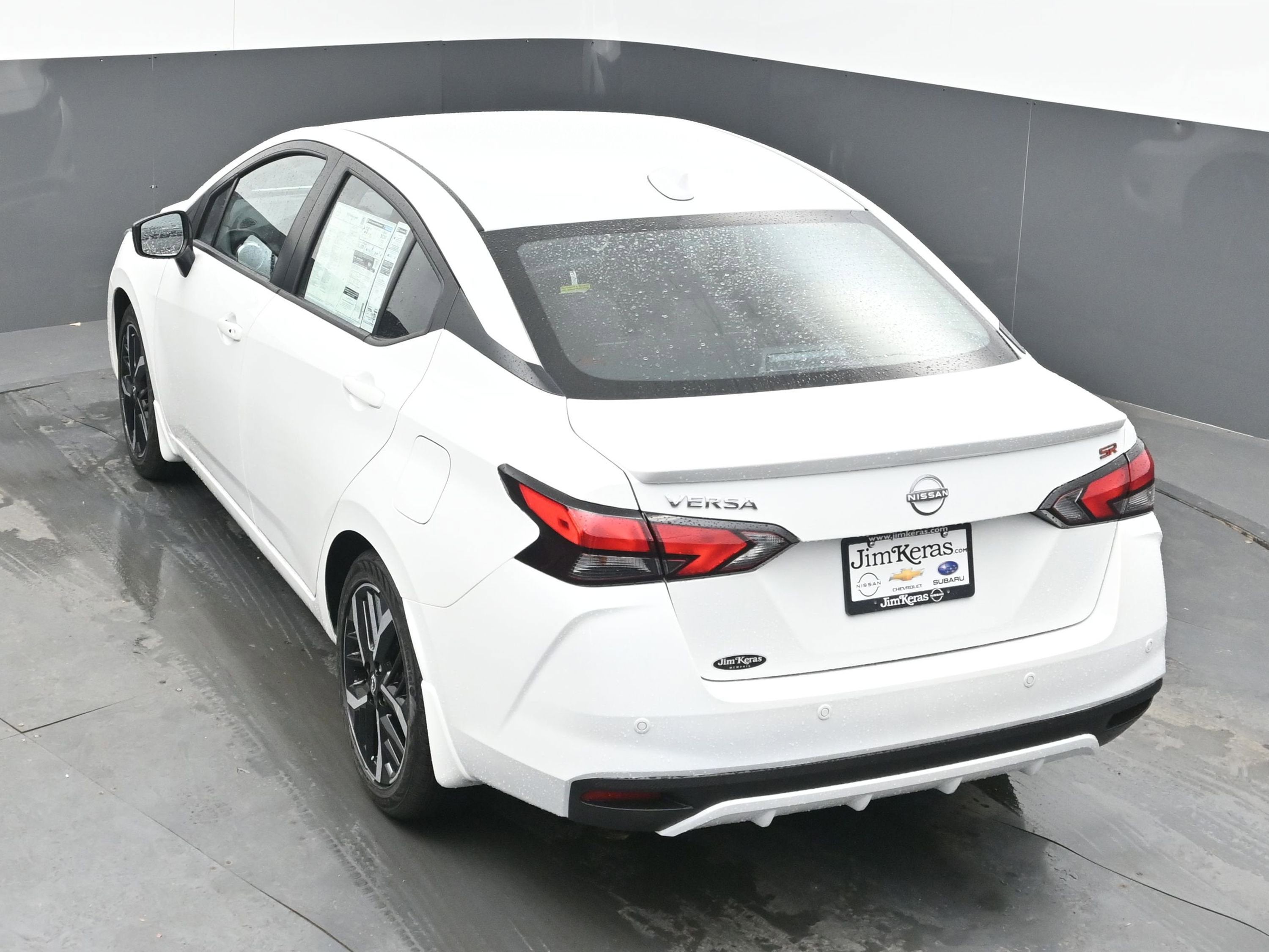 2025 Nissan VERSA SR