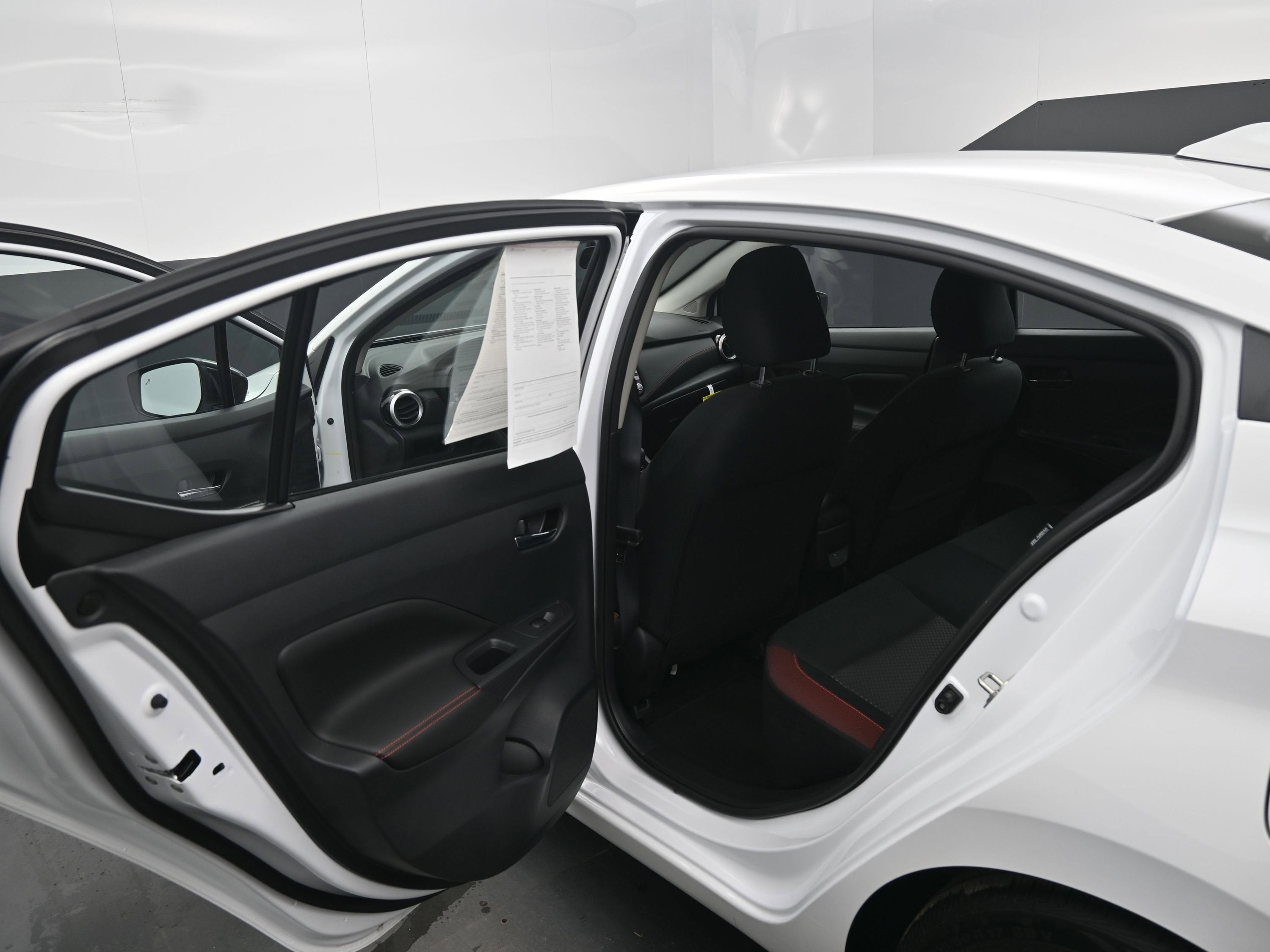 2025 Nissan Versa SR