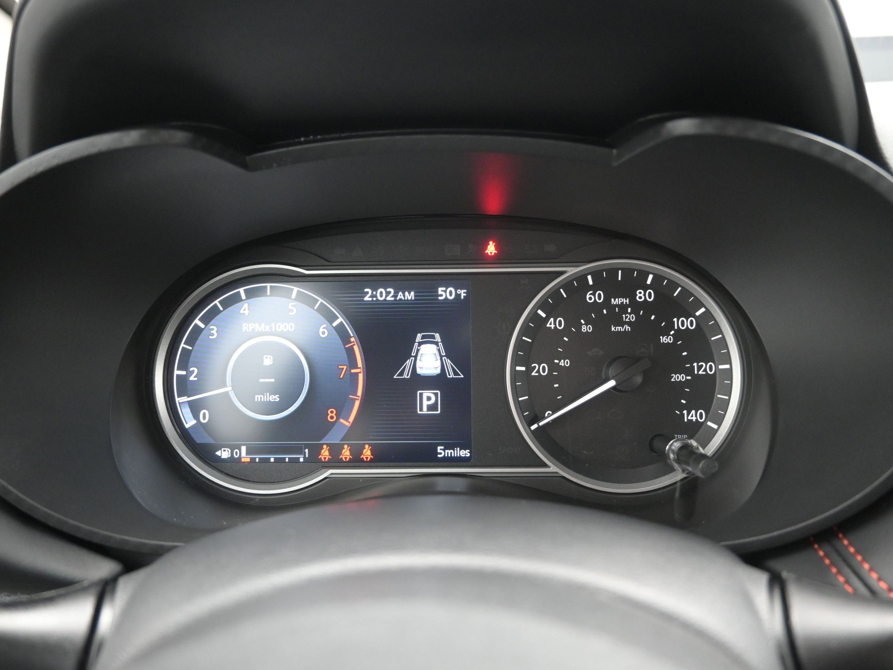 2025 Nissan VERSA SR