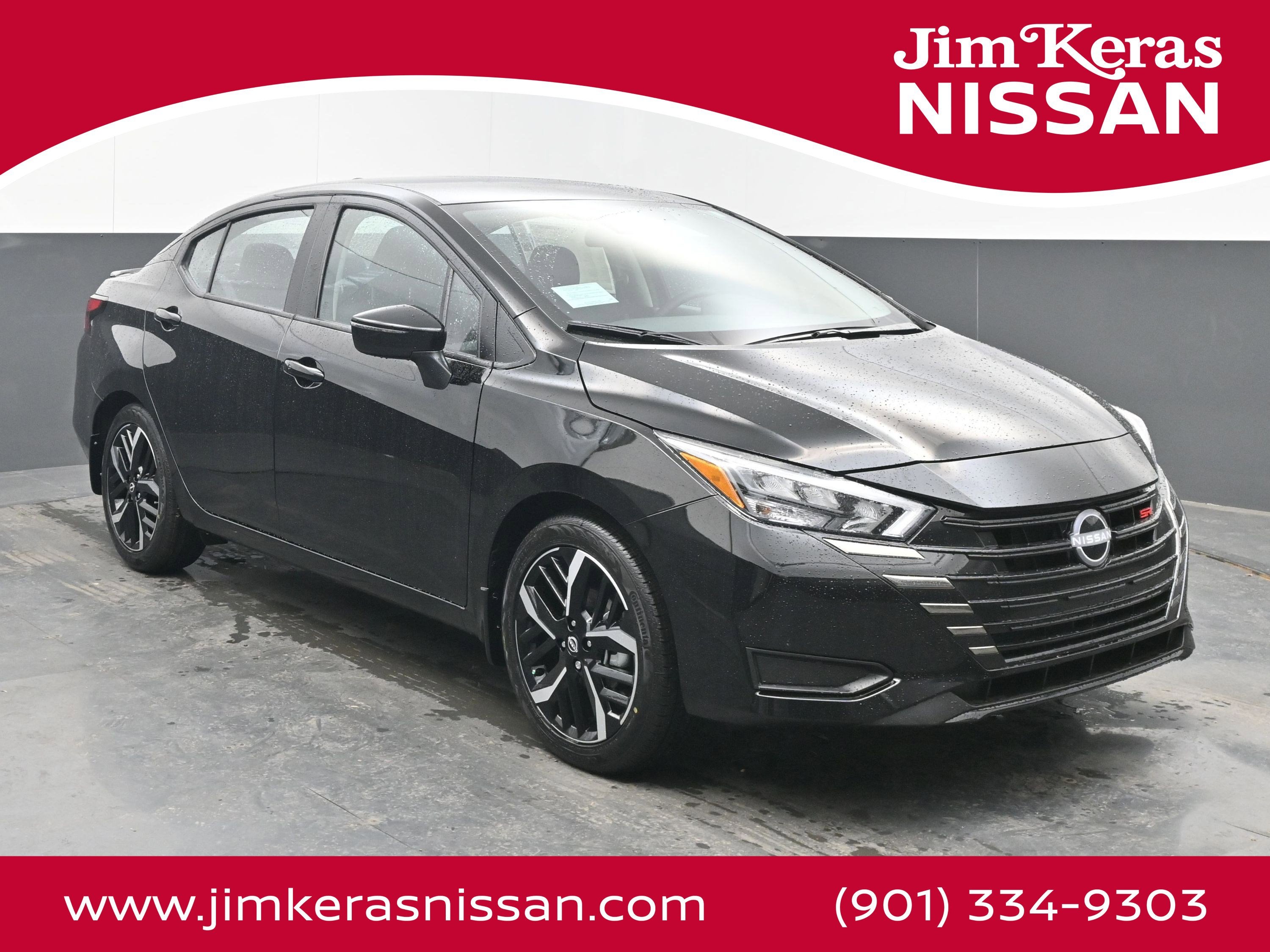 2025 Nissan VERSA SR