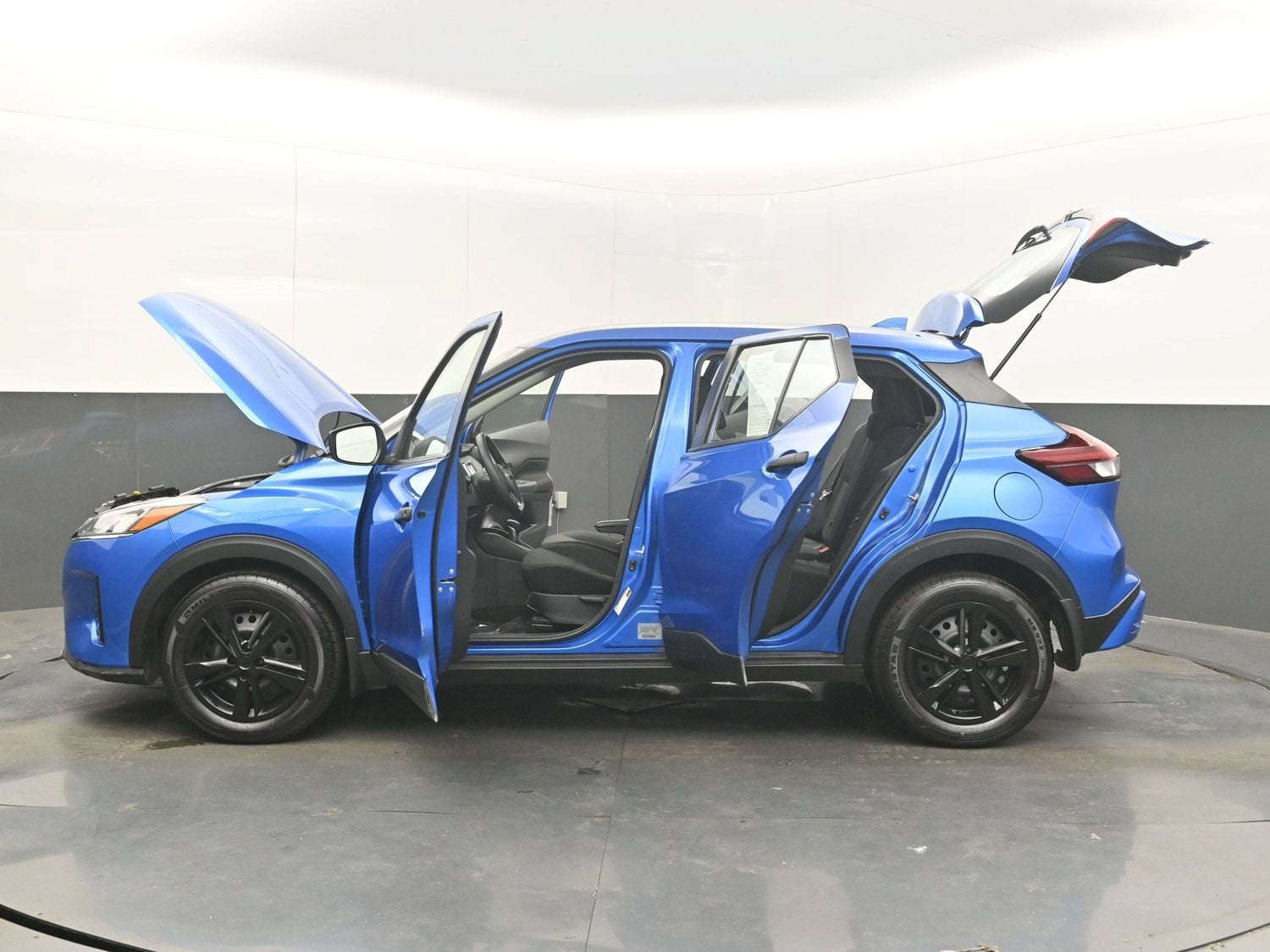 2024 Nissan Kicks S