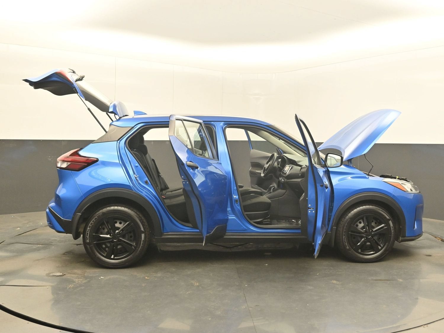 2024 Nissan Kicks S