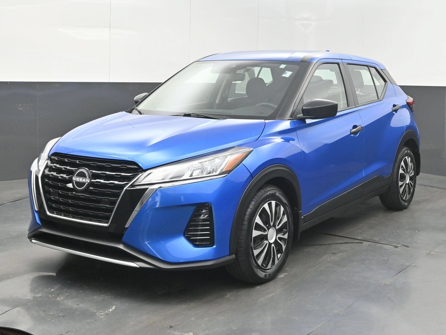 2023 Nissan Kicks S