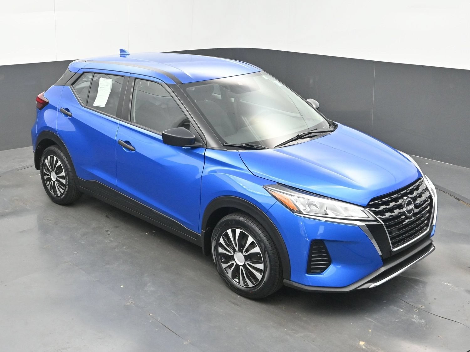 2023 Nissan Kicks S