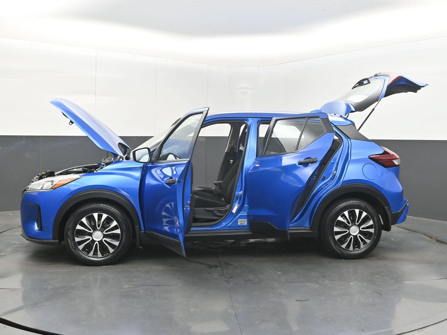 2023 Nissan Kicks S